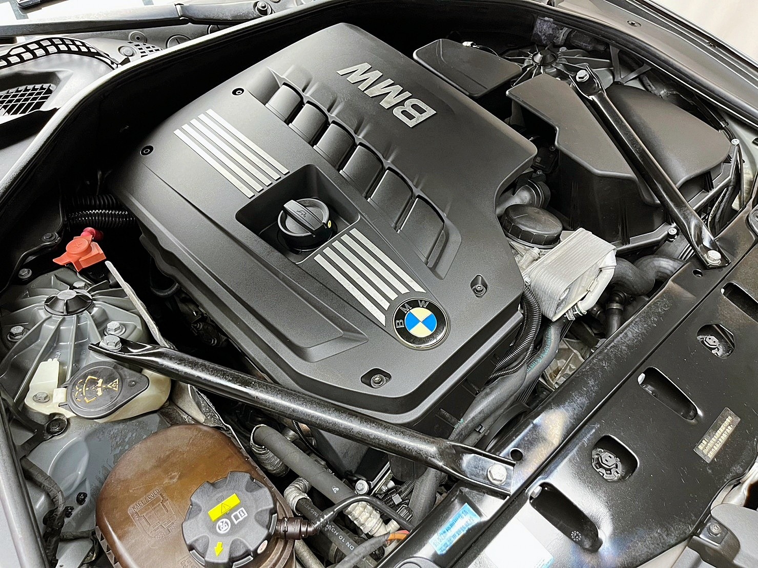 低里程 2010 BMW 523i Sedan『小李經理』元禾國際車業/特價中/一鍵就到  第15張相片