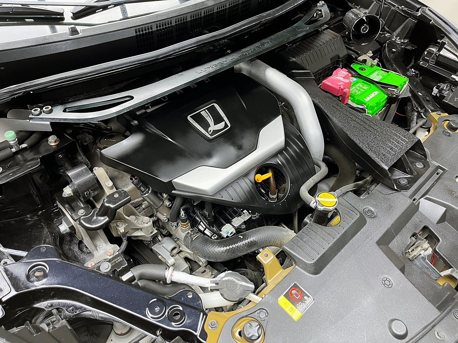 低里程 2016/17 Luxgen U6 Turbo ECO Hyper 經典型『小李經理』元禾國際車業/特價中/一鍵就到  第12張相片