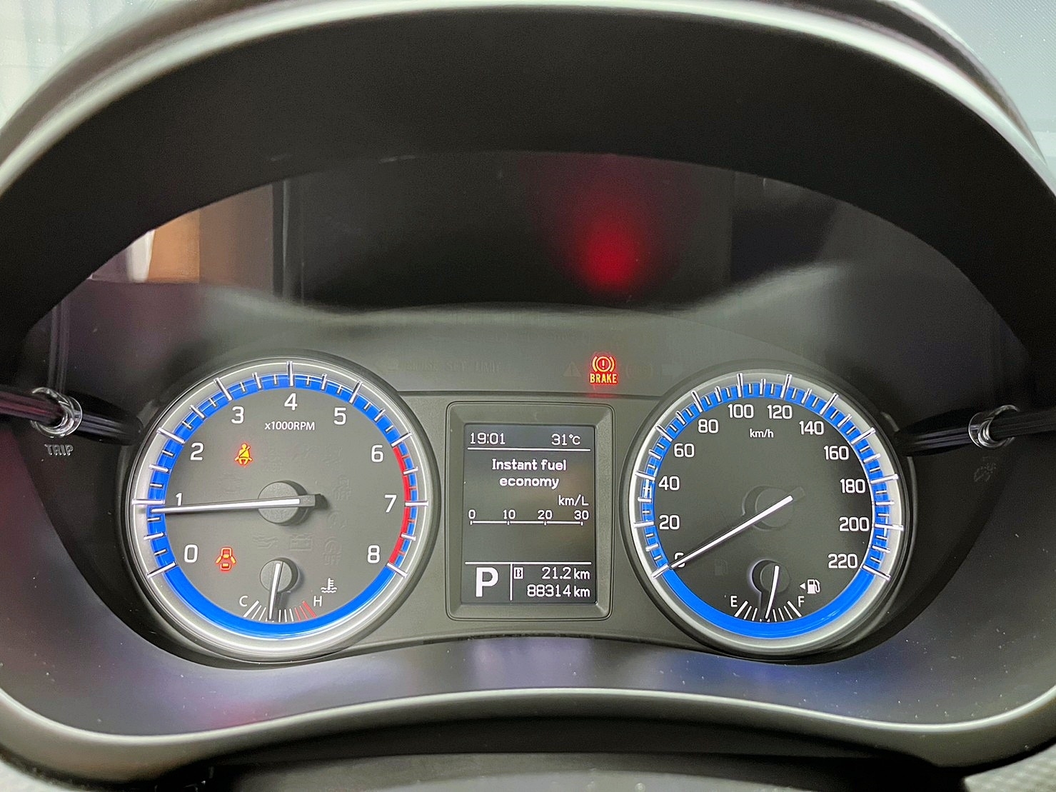 低里程 2014/15 Suzuki SX4 Crossover GL Plus『小李經理』元禾國際車業/特價中/一鍵就到  第6張相片