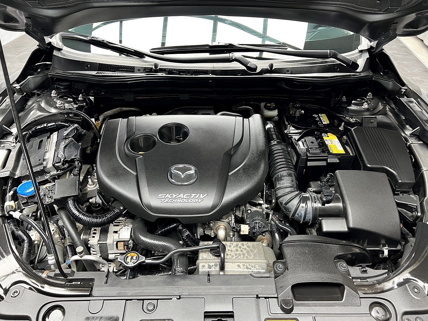 低里程 2017 Mazda6 SKY-D 頂級型『小李經理』元禾國際車業/特價中/一鍵就到  第16張相片