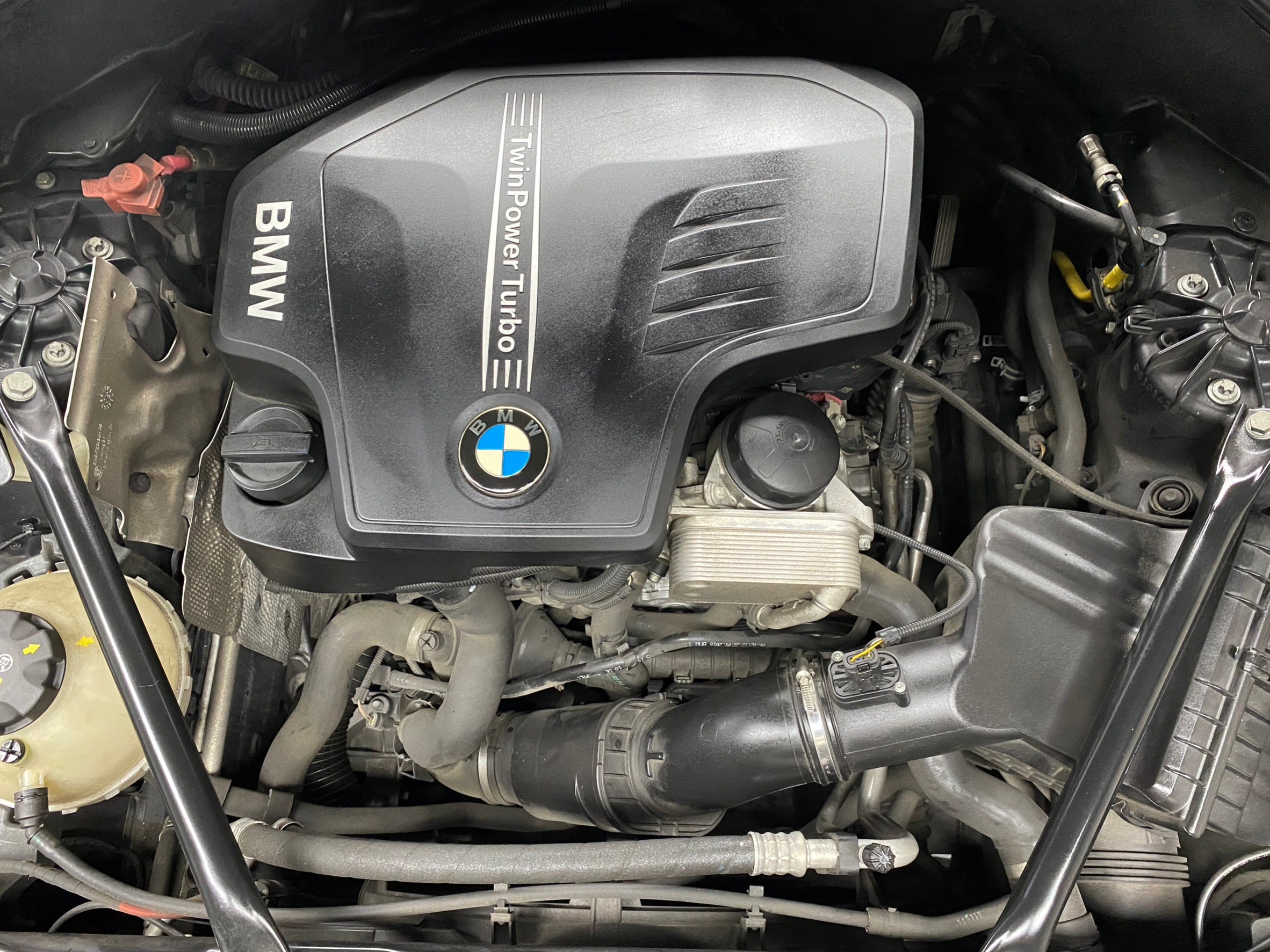 低里程 2016 BMW 528i GT F07型『小李經理』元禾國際車業/特價中/一鍵就到  第17張相片