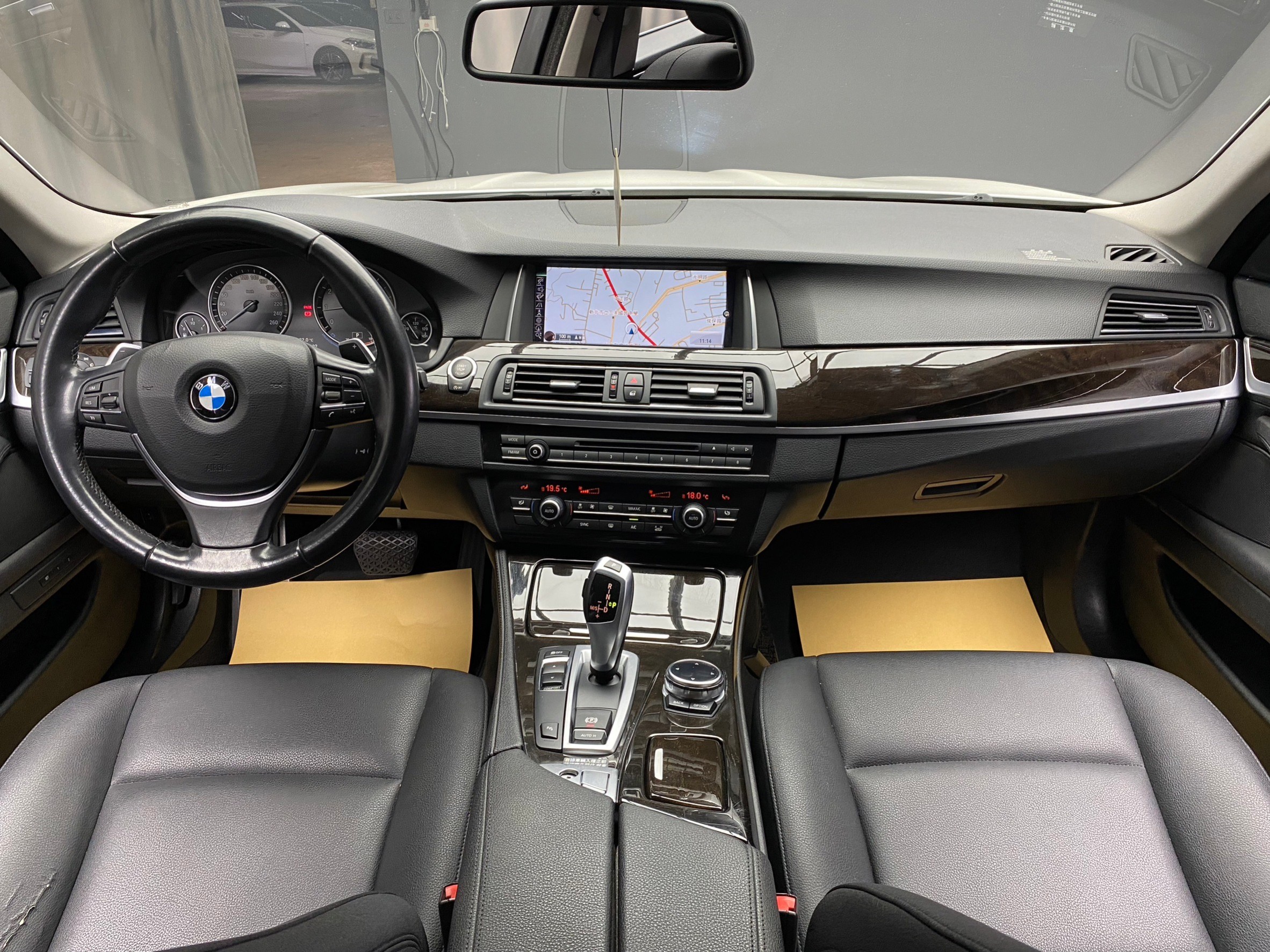 低里程 2014 BMW 520i Sedan『小李經理』元禾國際車業/特價中/一鍵就到  第10張相片