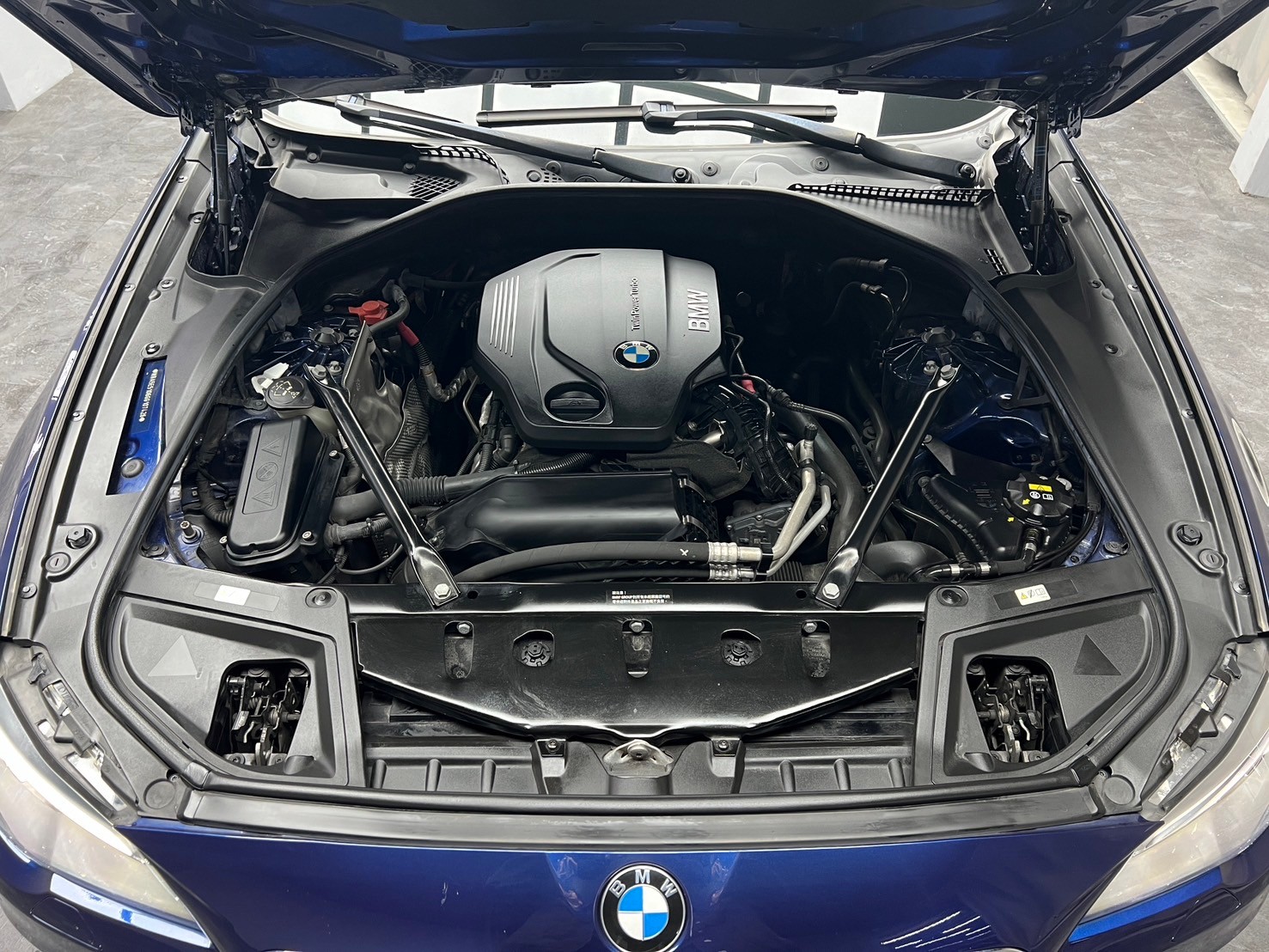 低里程 2016/17 BMW 520d Sedan F10型『小李經理』元禾國際車業/特價中/一鍵就到  第12張相片