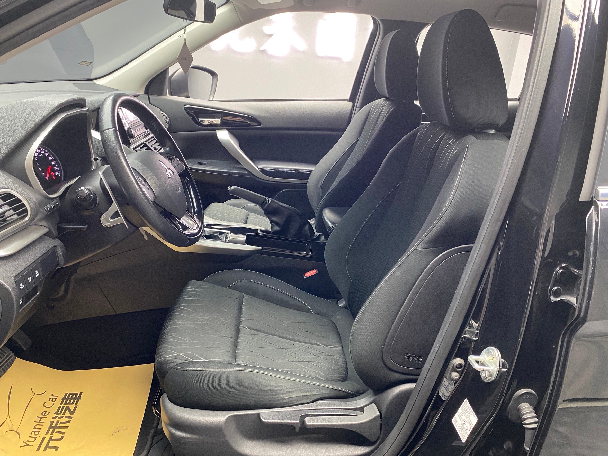 低里程 2018 Mitsubishi Eclipse Cross 傳奇型『小李經理』元禾國際車業/特價中/一鍵就到  第14張相片