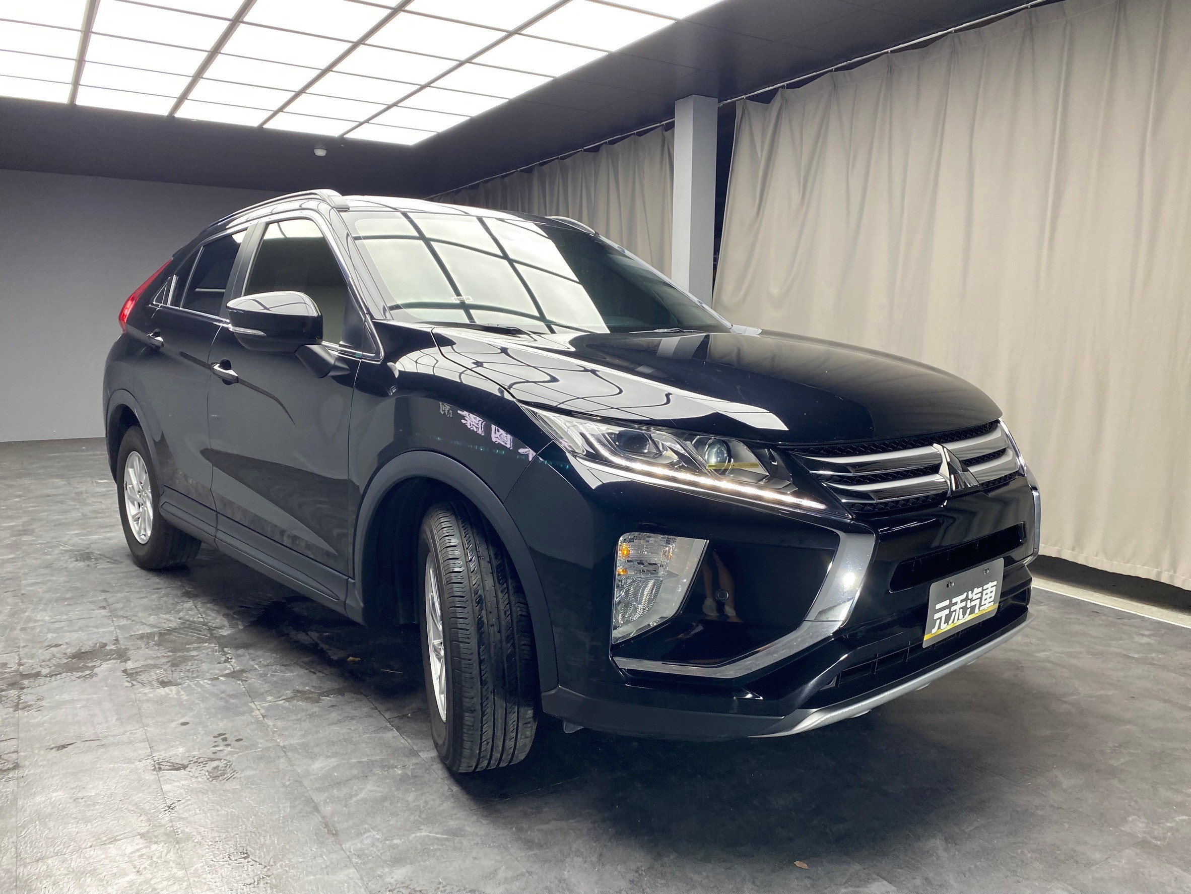 低里程 2018 Mitsubishi Eclipse Cross 傳奇型『小李經理』元禾國際車業/特價中/一鍵就到  第15張相片