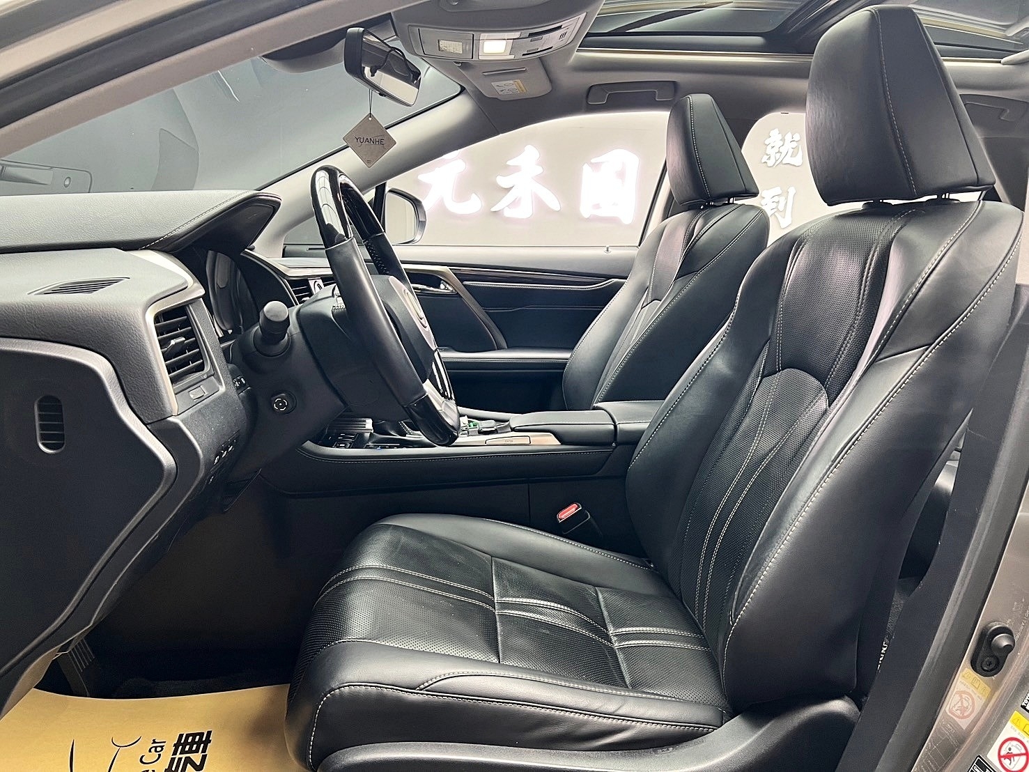 可回原廠 2019 Lexus RX350 旗艦版『小李經理』元禾國際車業/特價中/一鍵就到  第14張相片