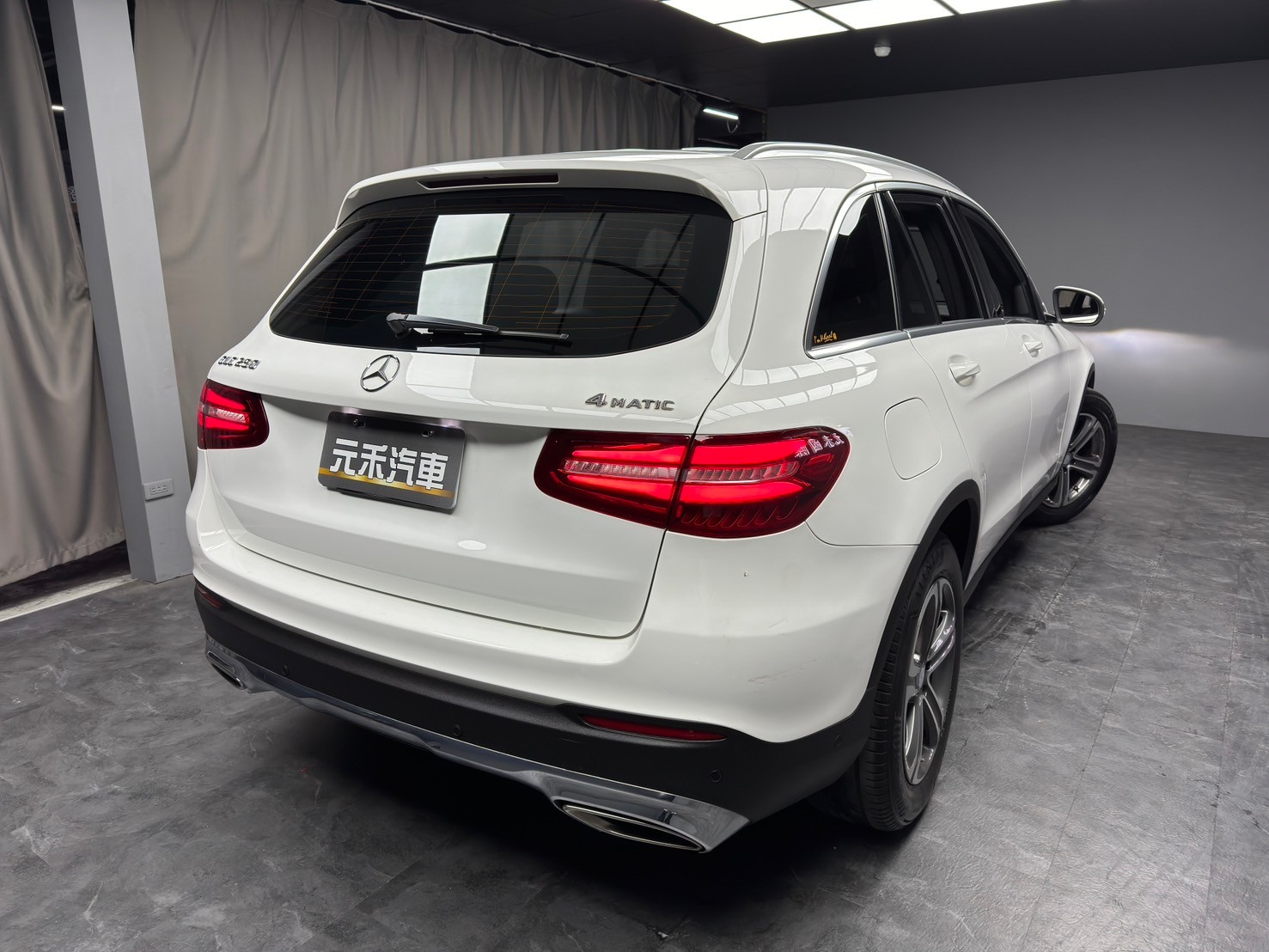 便宜無待修 2016 Benz GLC250 4MATIC X253型『小李經理』元禾國際車業/特價中/一鍵就到  第18張相片