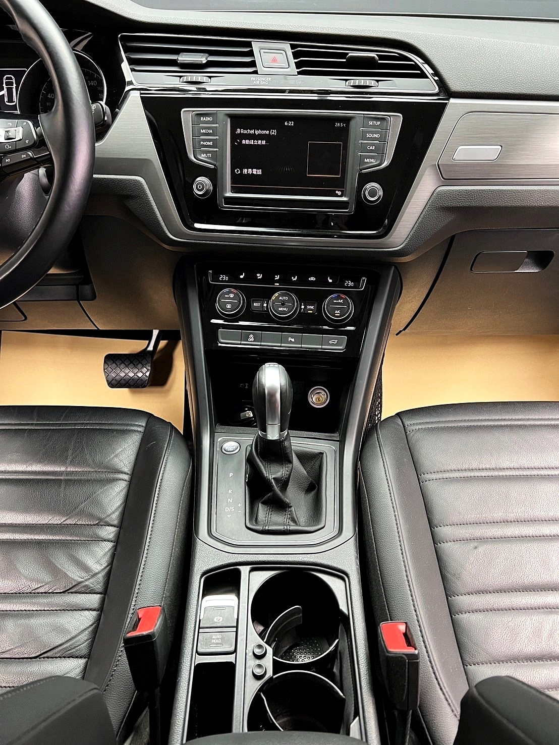 可回原廠 2017 Volkswagen Touran 280TSI Comfortline 七人座『小李經理』元禾國際車業/特價中/一鍵就到  第8張相片