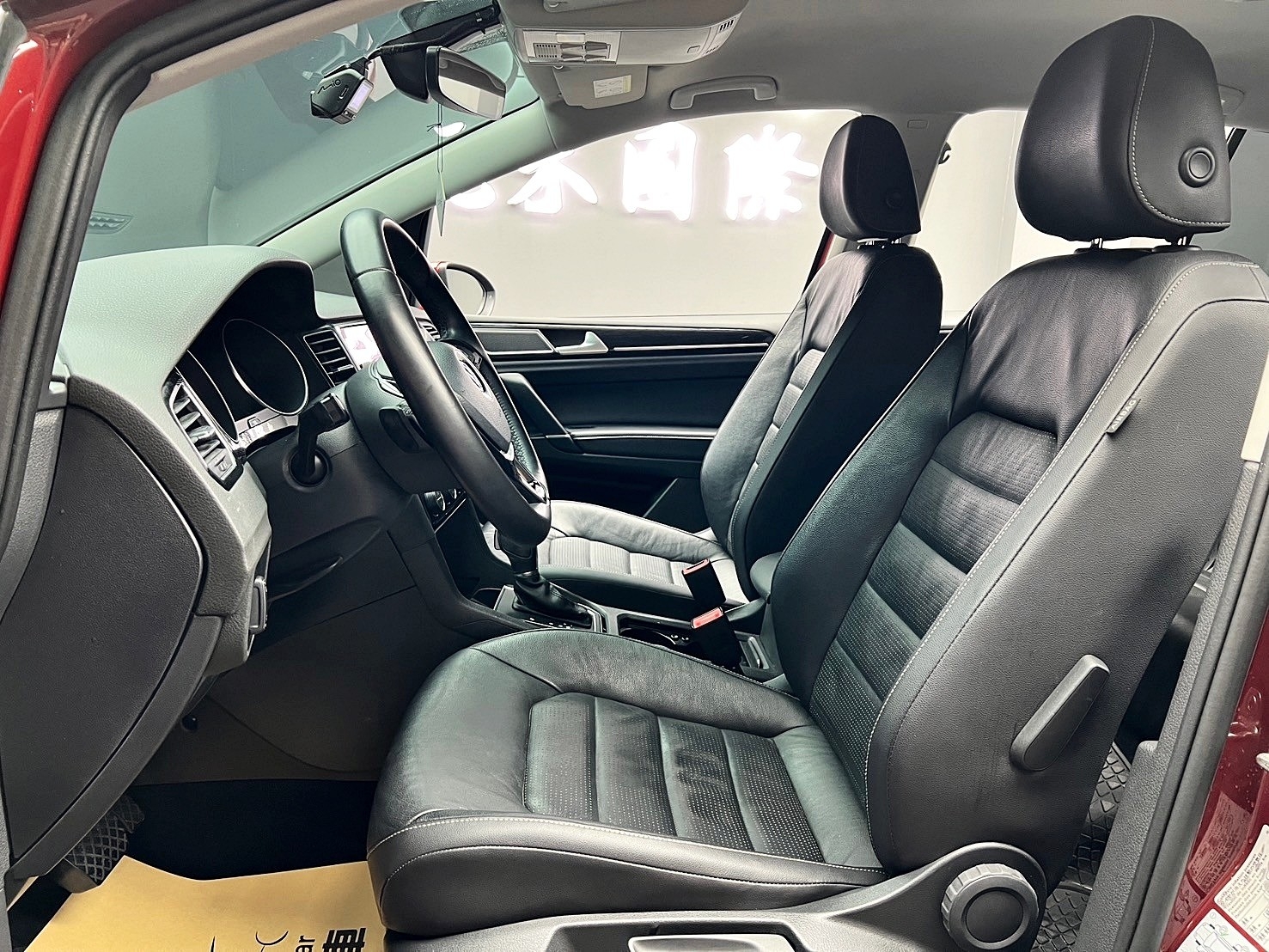 可回原廠 2018 Volkswagen Golf Sportsvan 280TSI Highline『小李經理』元禾國際車業/特價中/一鍵就到  第12張相片