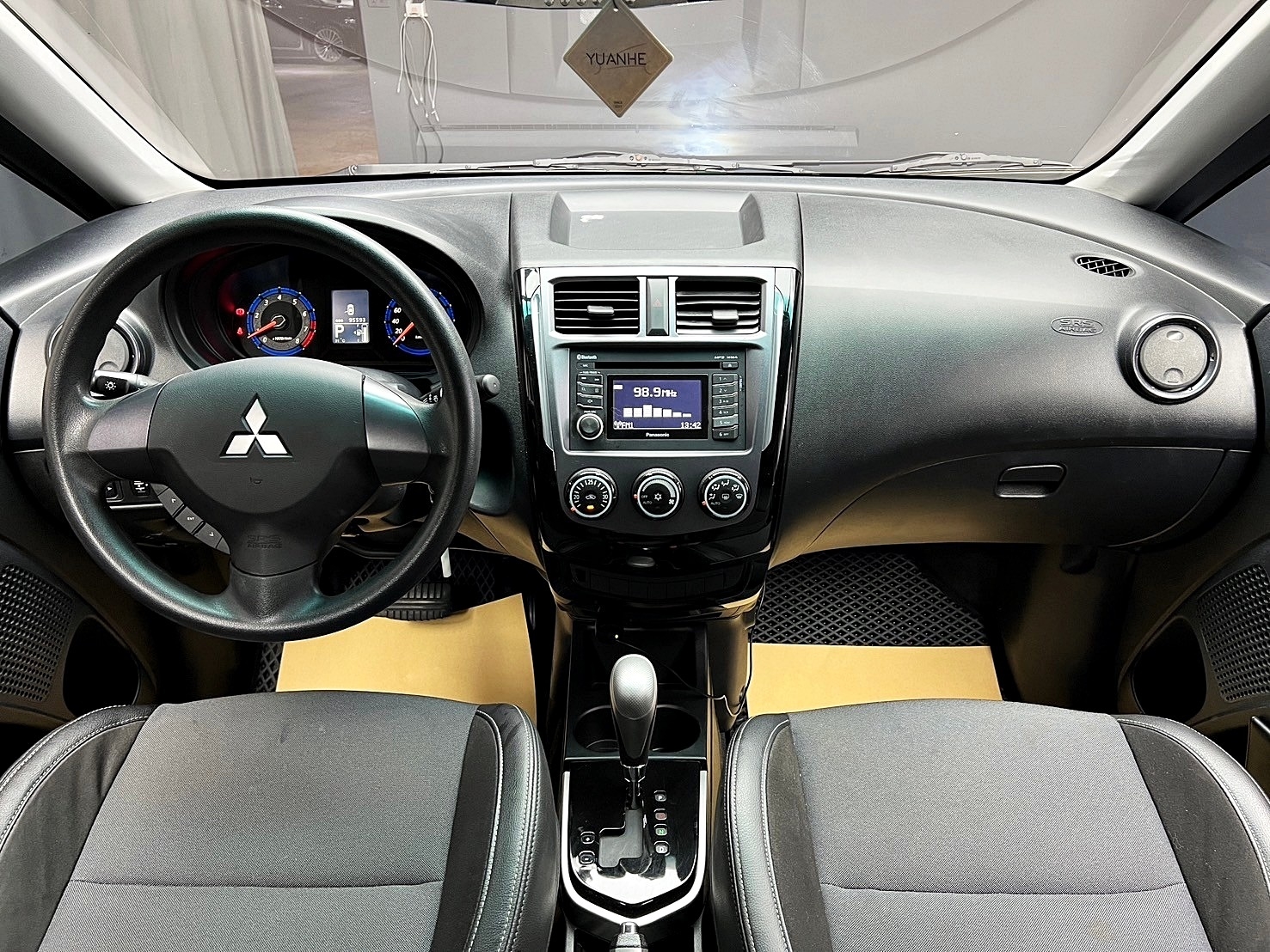 可回原廠 2019 Mitsubishi Colt Plus 尊貴型『小李經理』元禾國際車業/特價中/一鍵就到  第7張相片