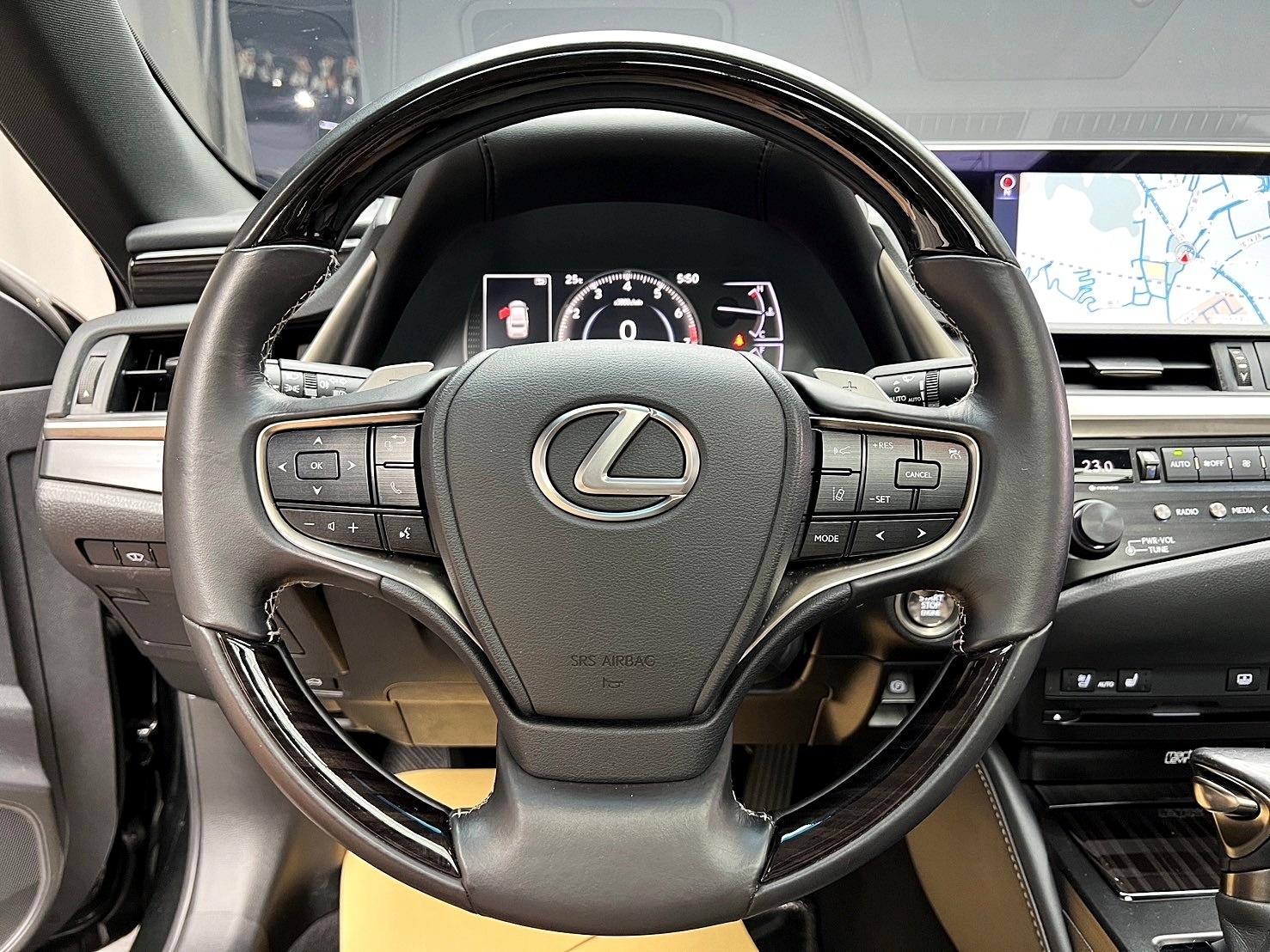 可回原廠 2019 Lexus ES250 旗艦版『小李經理』元禾國際車業/特價中/一鍵就到  第8張相片