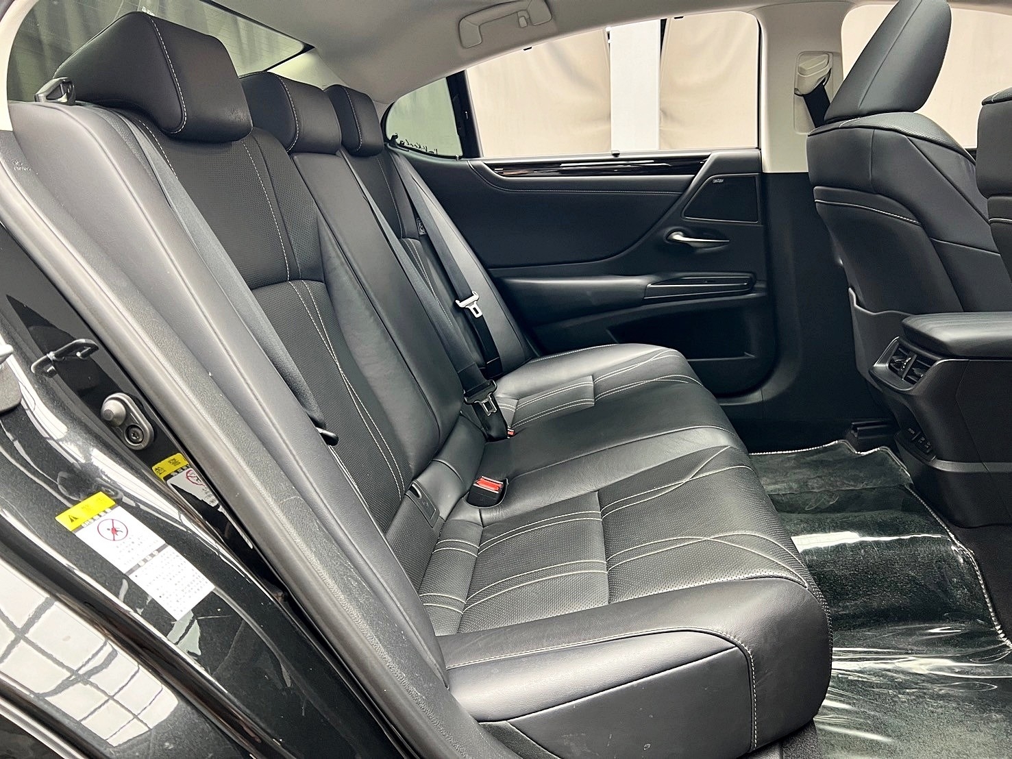 可回原廠 2019 Lexus ES250 旗艦版『小李經理』元禾國際車業/特價中/一鍵就到  第11張相片