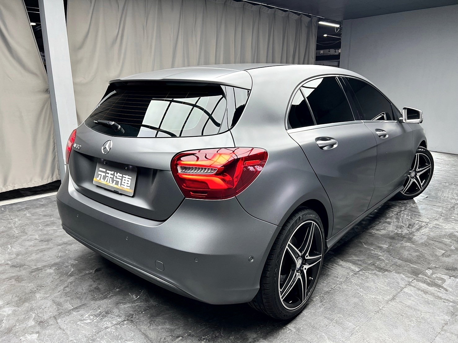可回原廠 2017/18 Benz A180 運動版 W176型『小李經理』元禾國際車業/特價中/一鍵就到  第16張相片