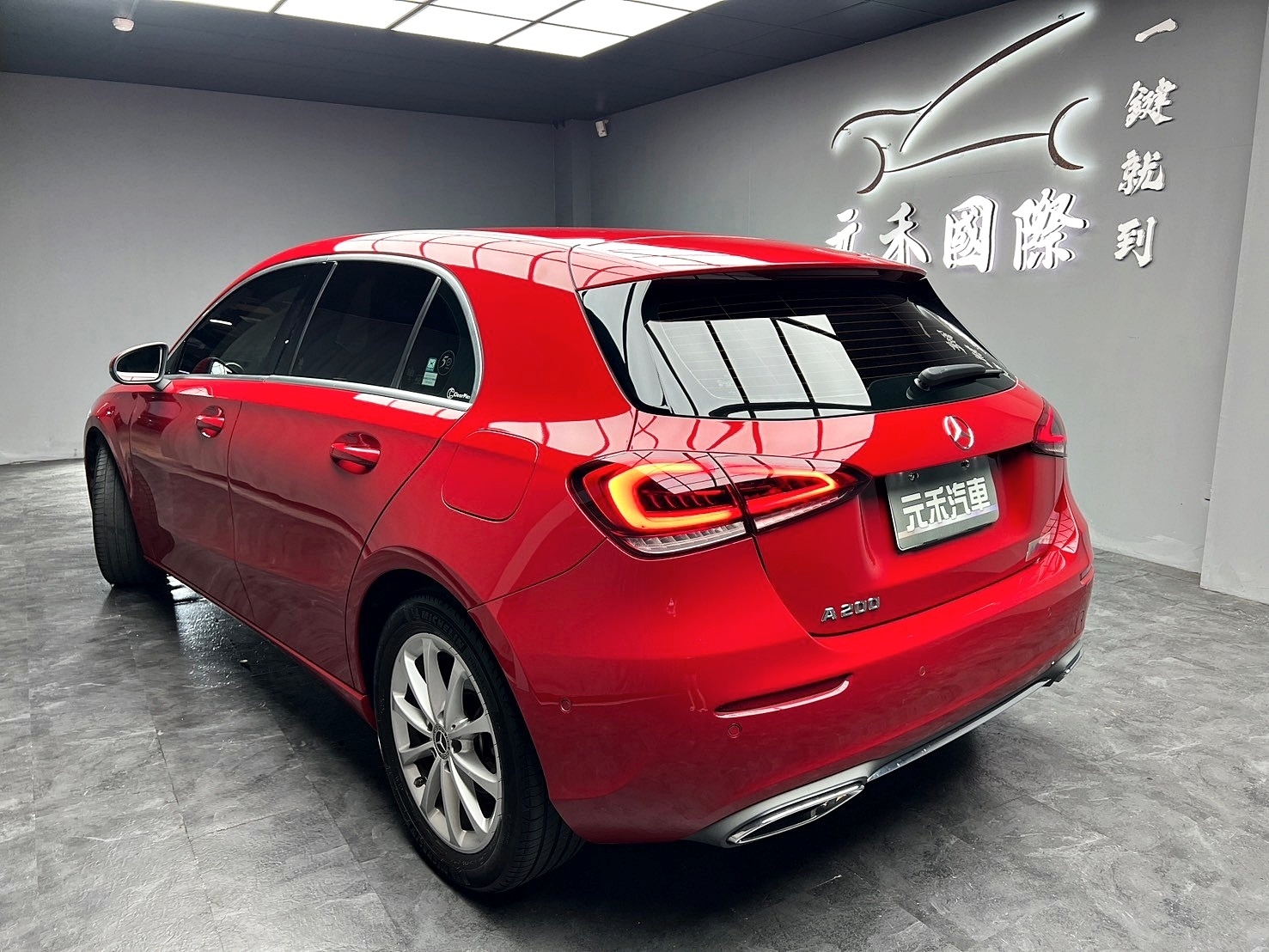 可回原廠 2018/19 Benz A200 W177型『小李經理』元禾國際車業/特價中/一鍵就到  第3張相片