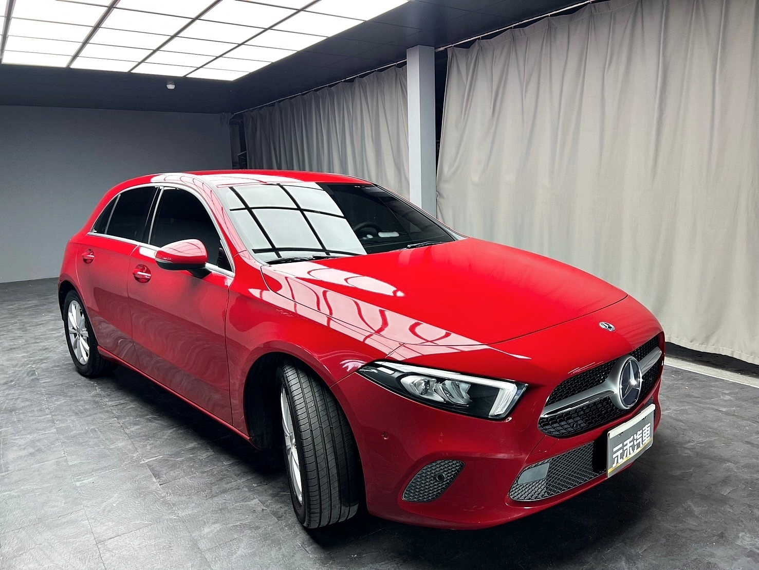 可回原廠 2018/19 Benz A200 W177型『小李經理』元禾國際車業/特價中/一鍵就到  第4張相片