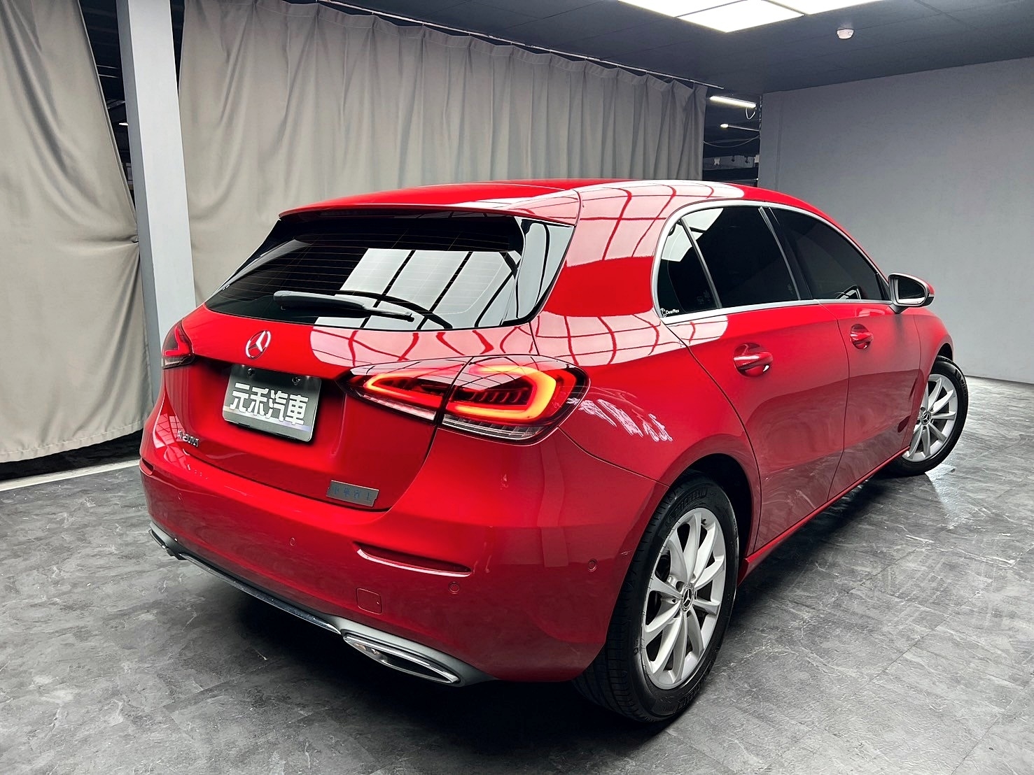 可回原廠 2018/19 Benz A200 W177型『小李經理』元禾國際車業/特價中/一鍵就到  第5張相片