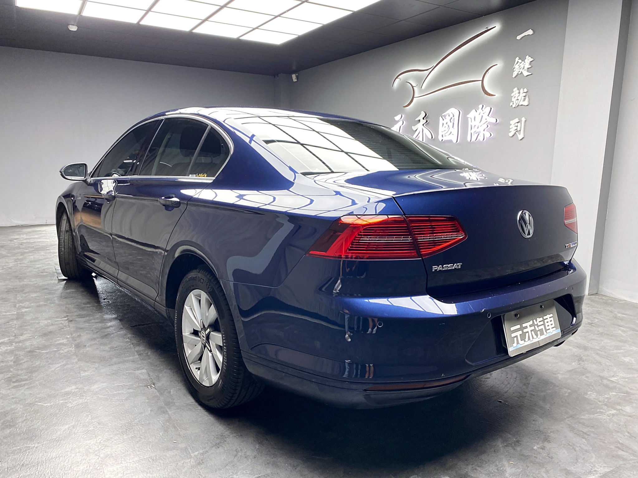 便宜無待修 2015 Volkswagen Passat Sedan 280TSI BMT CL『小李經理』元禾國際車業/特價中/一鍵就到  第3張相片