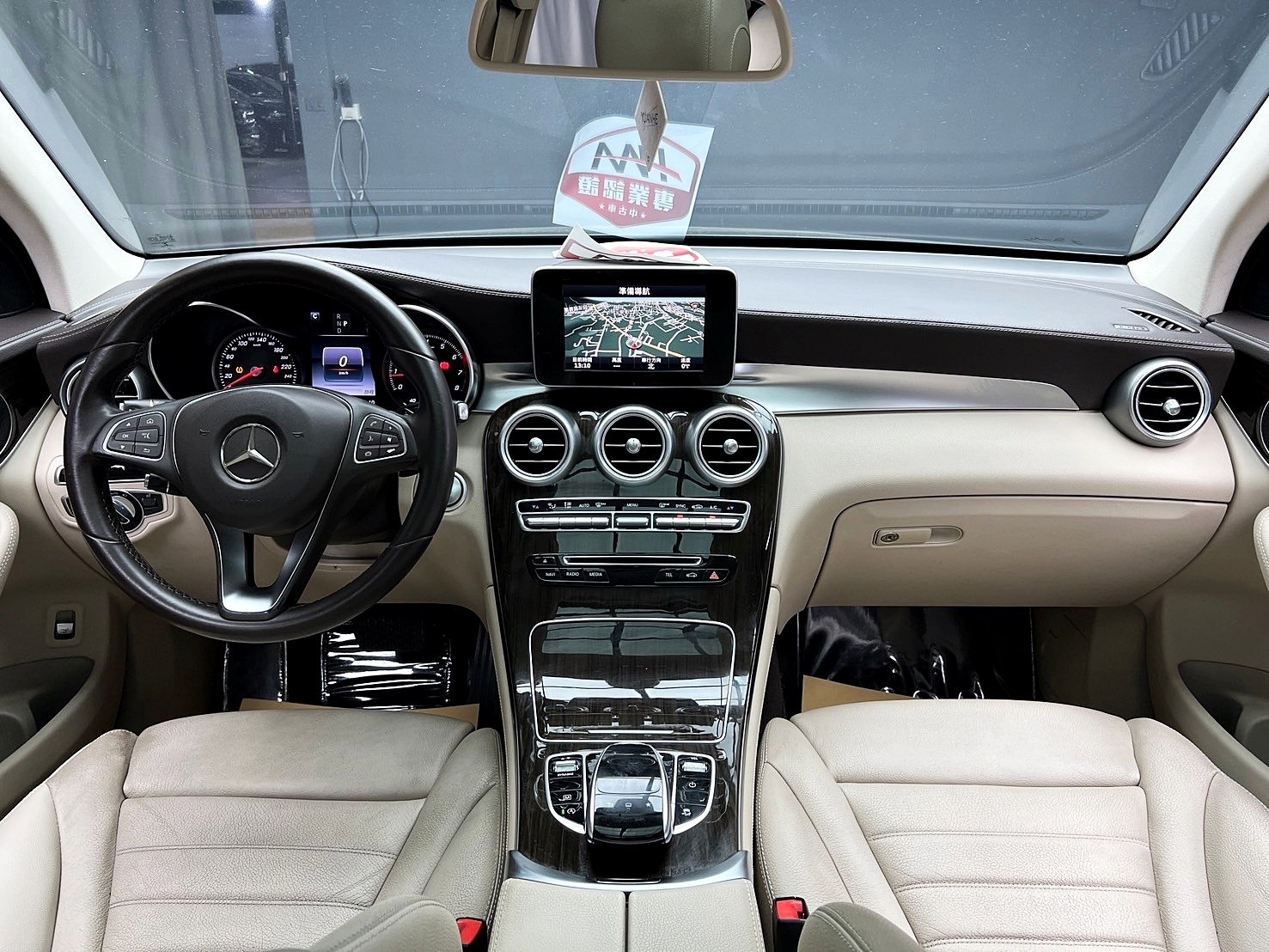 可回原廠 2016 Benz GLC250 4MATIC AMG Line X253型『小李經理』元禾國際車業/特價中/一鍵就到  第9張相片