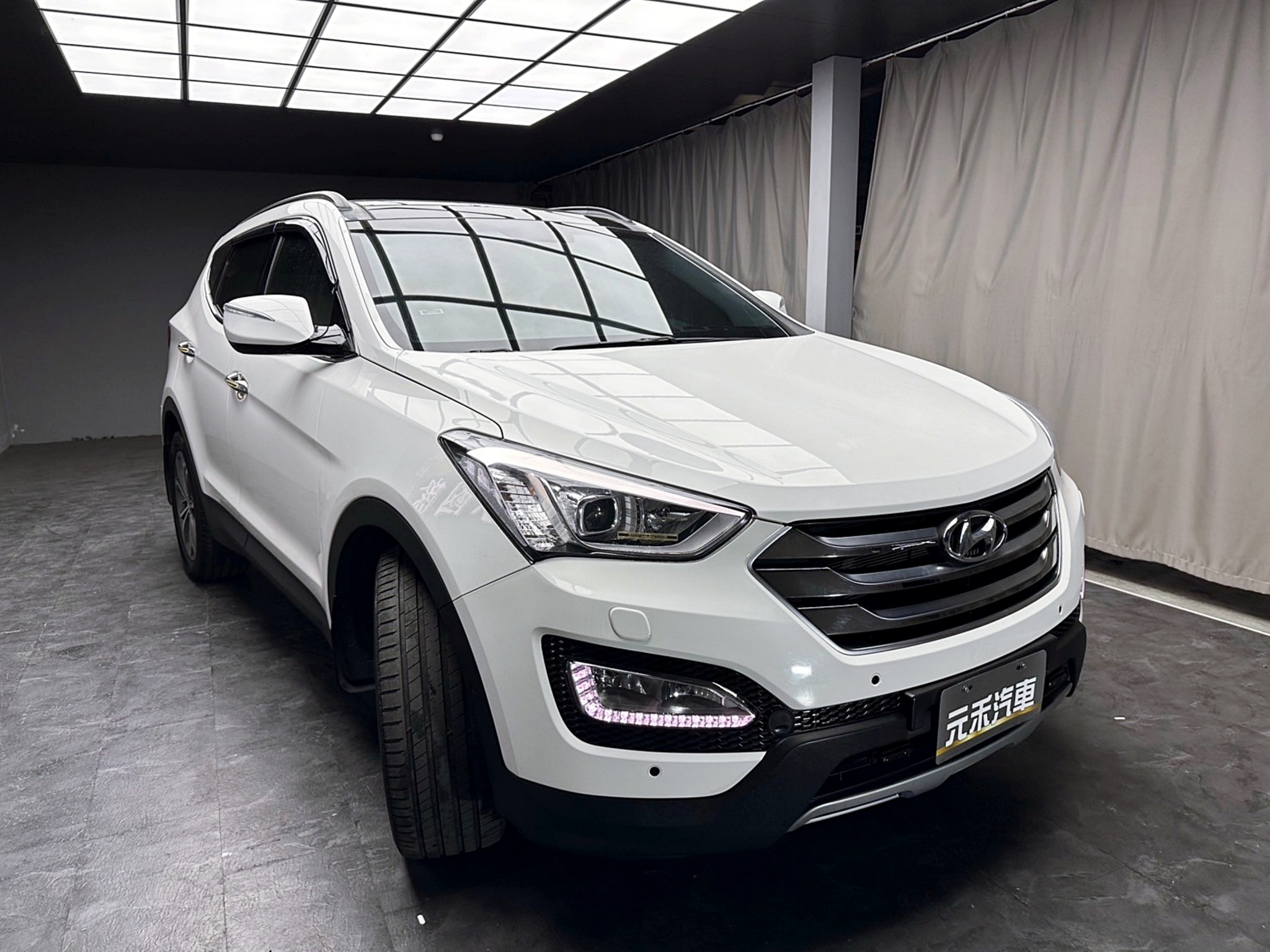 便宜無待修 2016 Hyundai SantaFe 領袖款『小李經理』元禾國際車業/特價中/一鍵就到  第19張相片