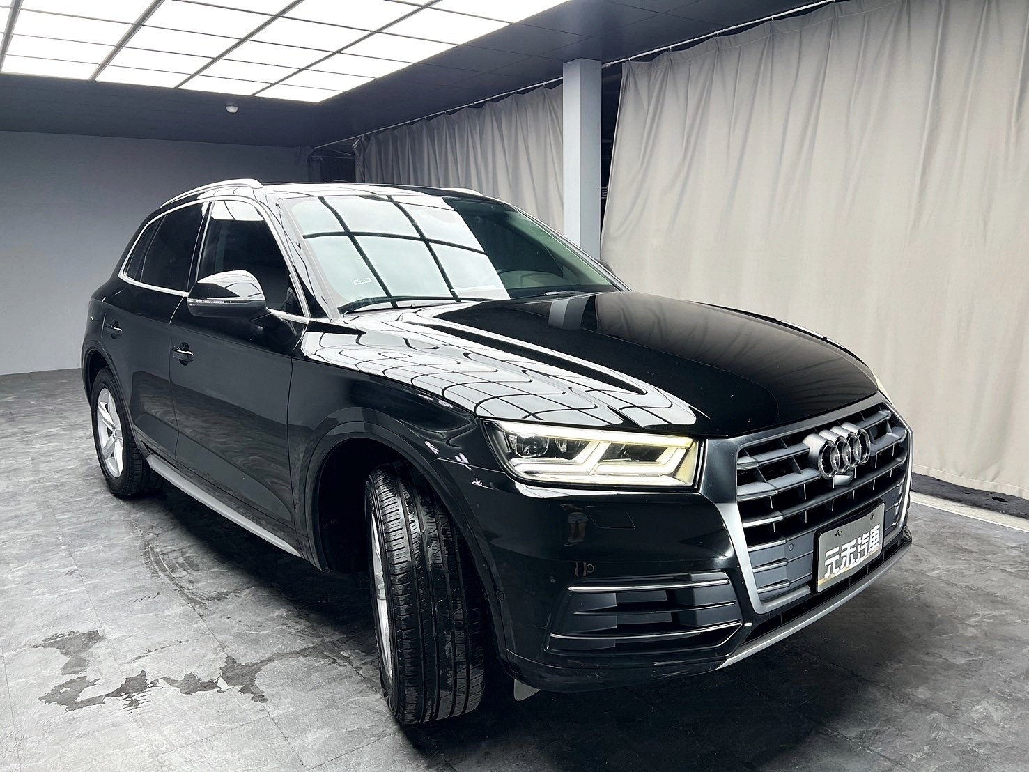 可回原廠 2018 Audi Q5 45TFSI Quattro Premium『小李經理』元禾國際車業/特價中/一鍵就到  第19張相片