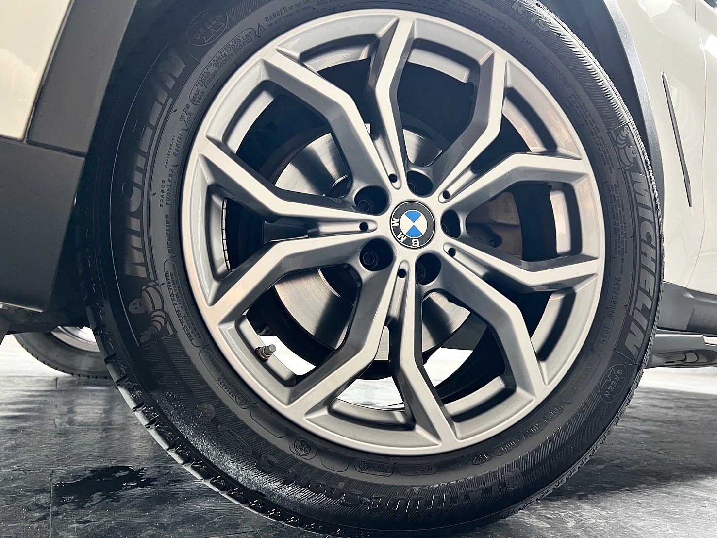 可回原廠 2018 BMW X3 xDrive20i G01型『小李經理』元禾國際車業/特價中/一鍵就到  第13張相片