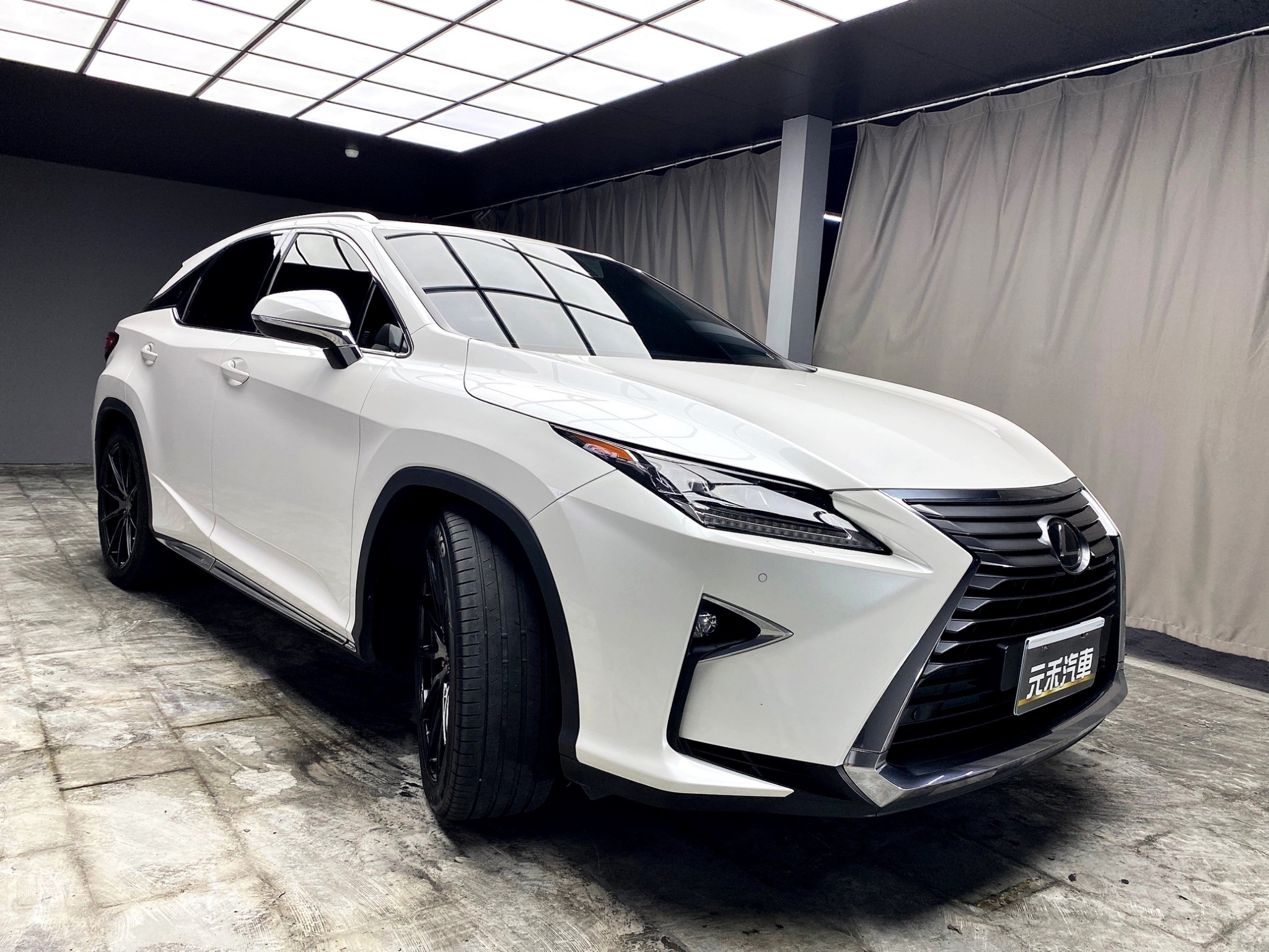 可回原廠 2016 Lexus RX200t 頂級版『小李經理』元禾國際車業/特價中/一鍵就到  第19張相片