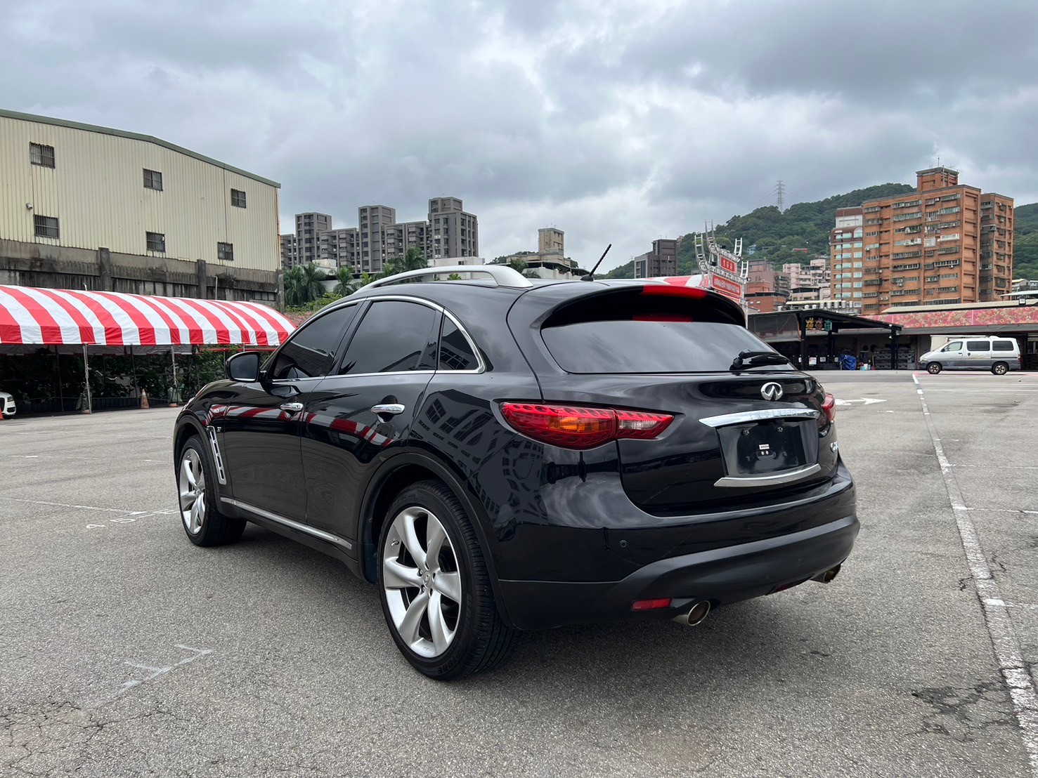 可回原廠 2014 Infiniti QX70 V6 G規『小李經理』元禾國際車業/特價中/一鍵就到  第3張相片