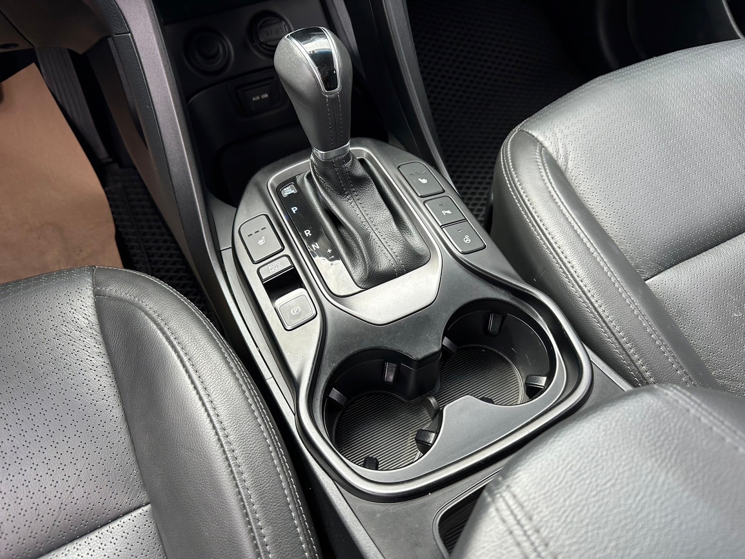 可回原廠 2016 Hyundai SantaFe 4WD領袖款『小李經理』元禾國際車業/特價中/一鍵就到  第10張相片