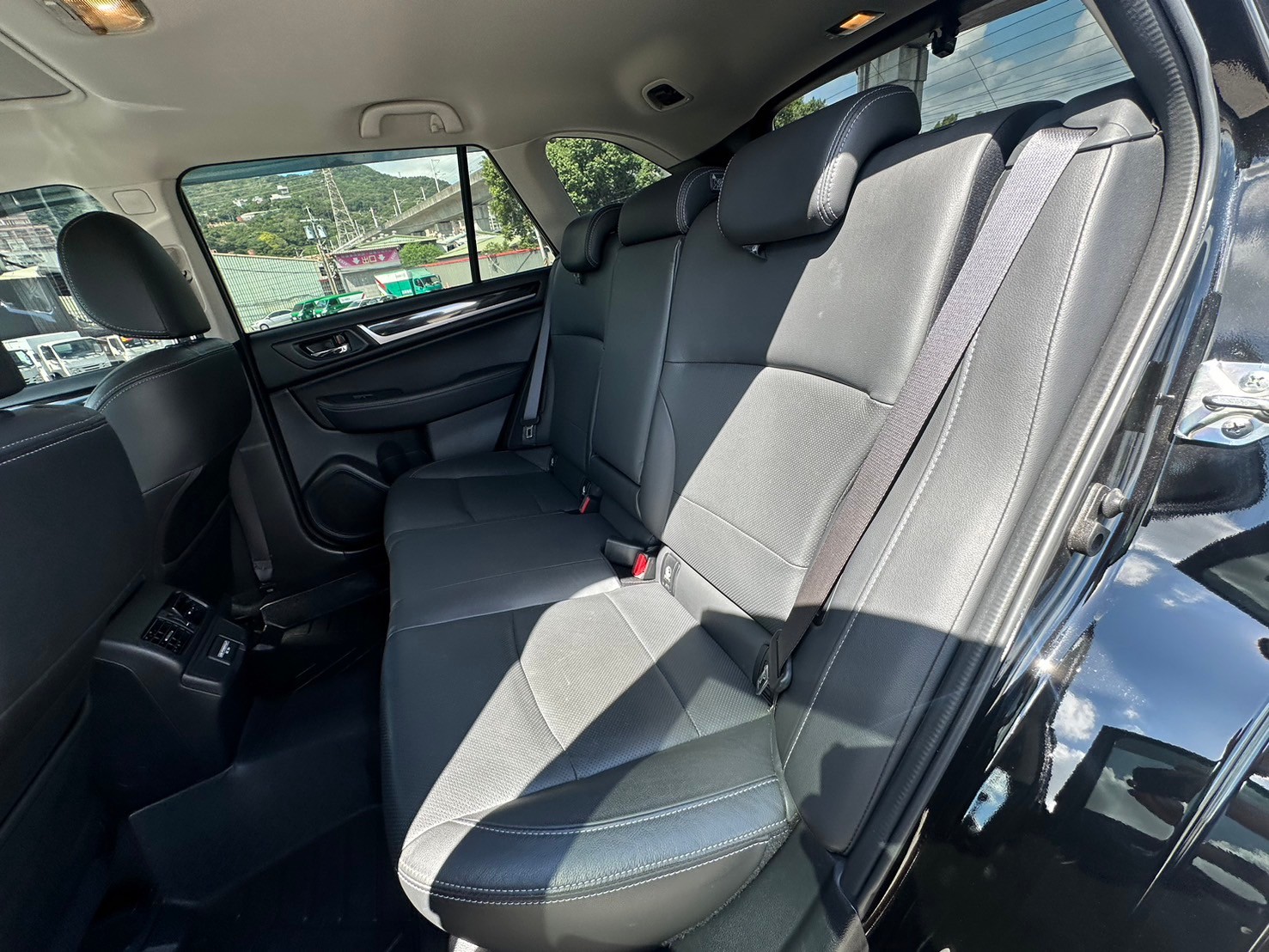 可回原廠 2018 Subaru Outback i-S EyeSight『小李經理』元禾國際車業/特價中/一鍵就到  第13張相片