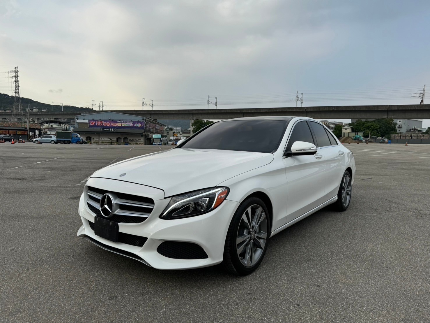 可回原廠 2015 Benz C300 Sedan W205型『小李經理』元禾國際車業/特價中/一鍵就到  第1張相片