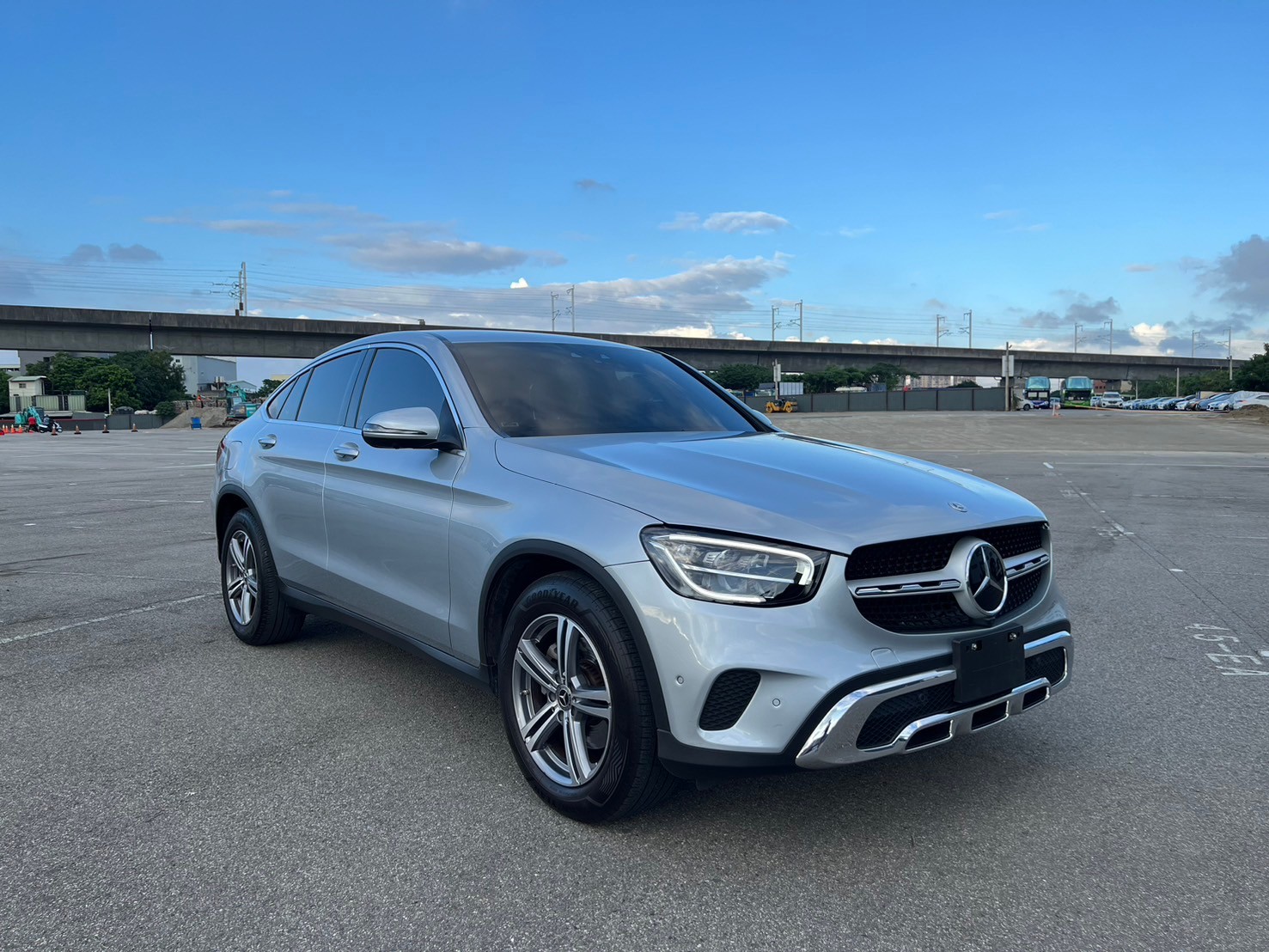 可回原廠 2021 Benz GLC200 Coupe 4MATIC C253型『小李經理』元禾國際車業/特價中/一鍵就到  第17張相片