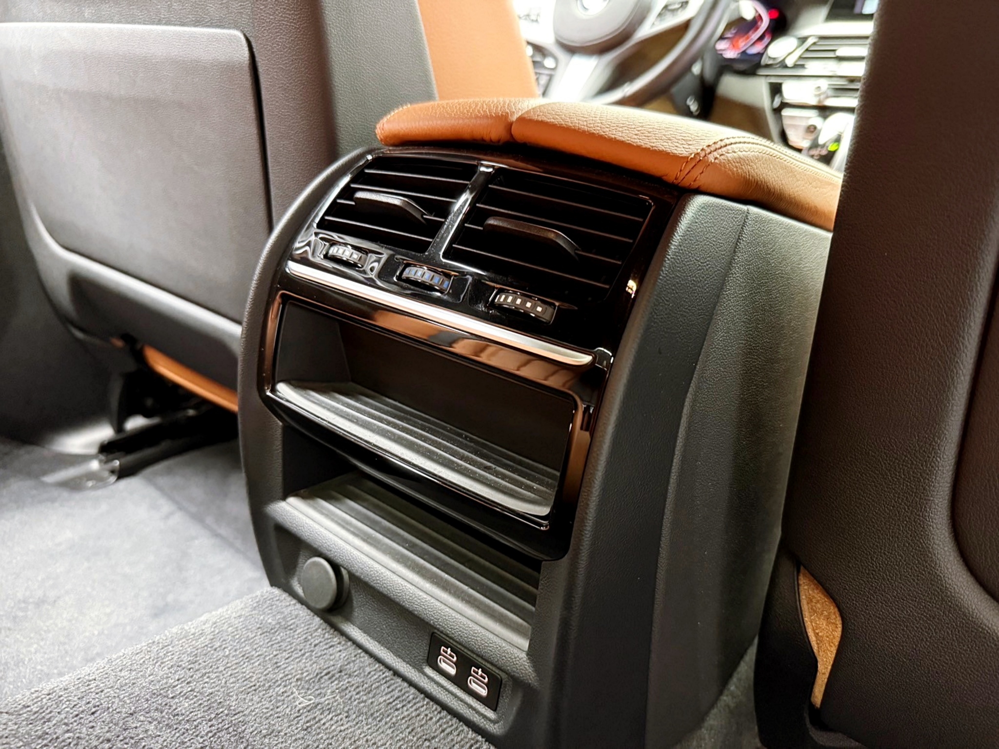可回原廠 2020 BMW 520i Sedan M-Sport 白金旗艦版 G30型『小李經理』元禾國際車業/特價中/一鍵就到  第10張相片