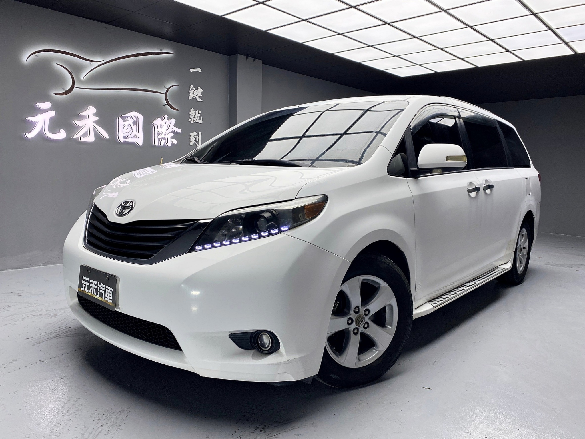 便宜無待修 2011 Toyota Sienna LE版 八人座『小李經理』元禾國際車業/特價中/一鍵就到  第1張相片