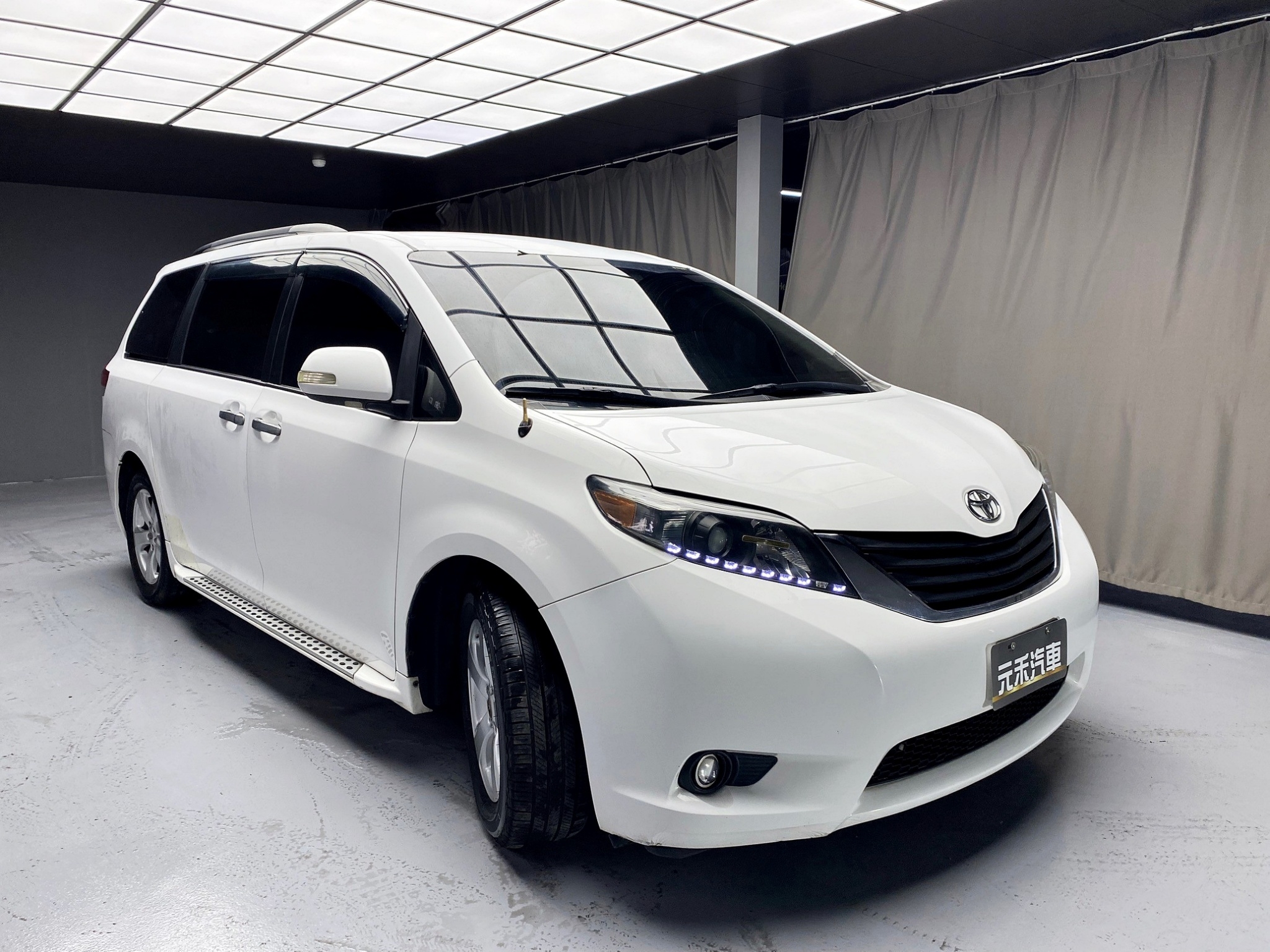 便宜無待修 2011 Toyota Sienna LE版 八人座『小李經理』元禾國際車業/特價中/一鍵就到  第17張相片