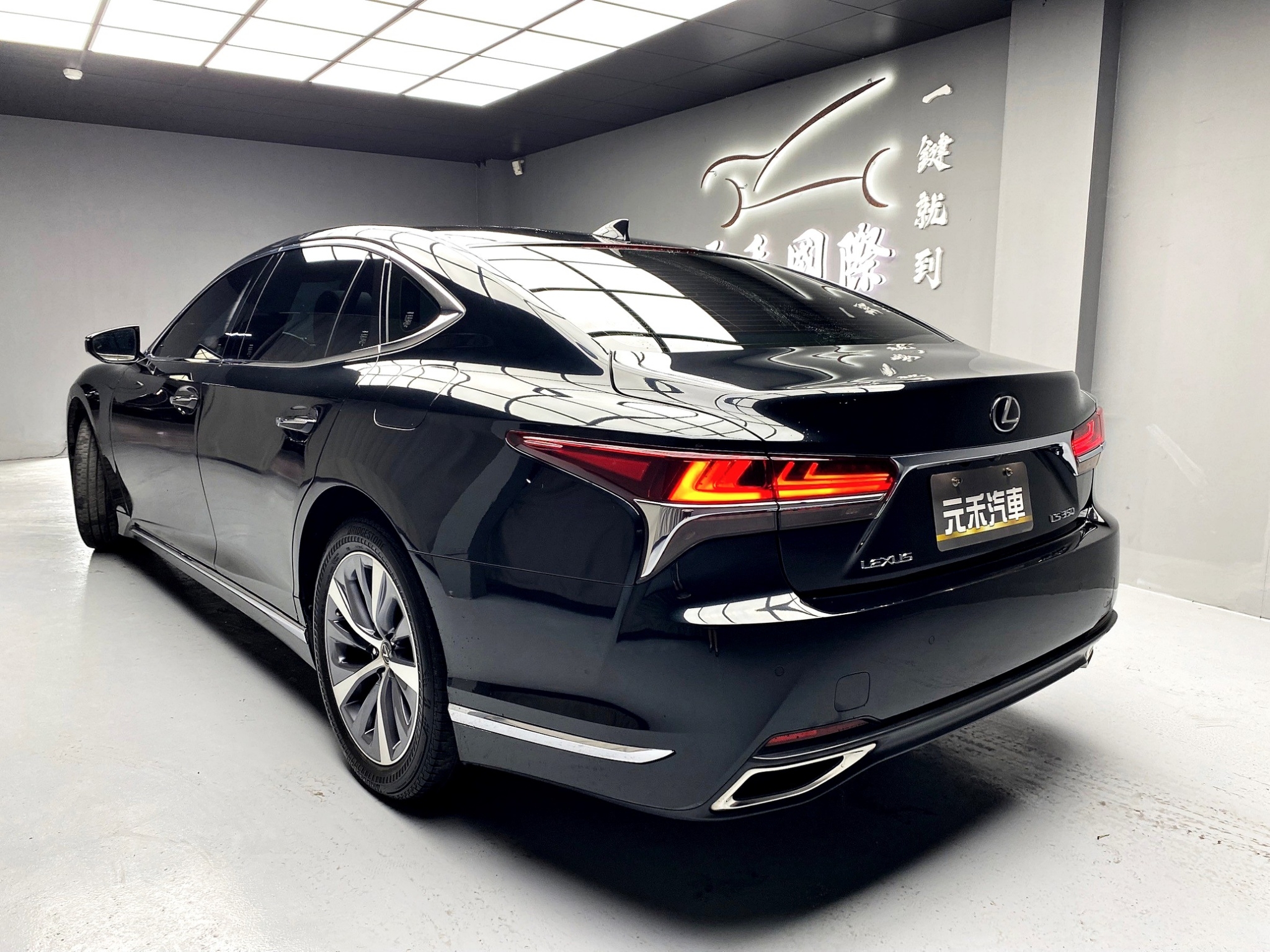 可回原廠 2019 Lexus LS350 豪華版『小李經理』元禾國際車業/特價中/一鍵就到  第3張相片