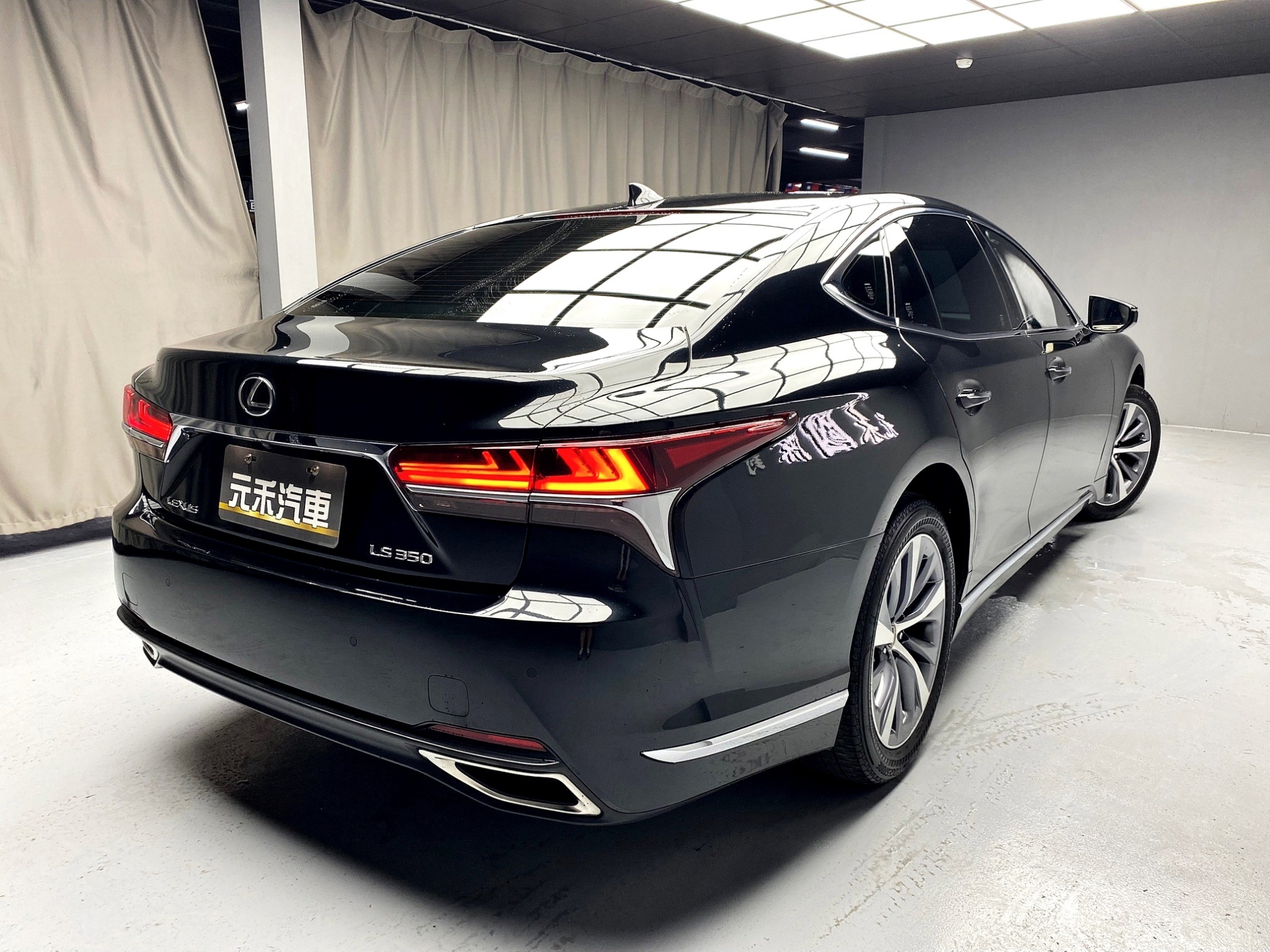 可回原廠 2019 Lexus LS350 豪華版『小李經理』元禾國際車業/特價中/一鍵就到  第18張相片