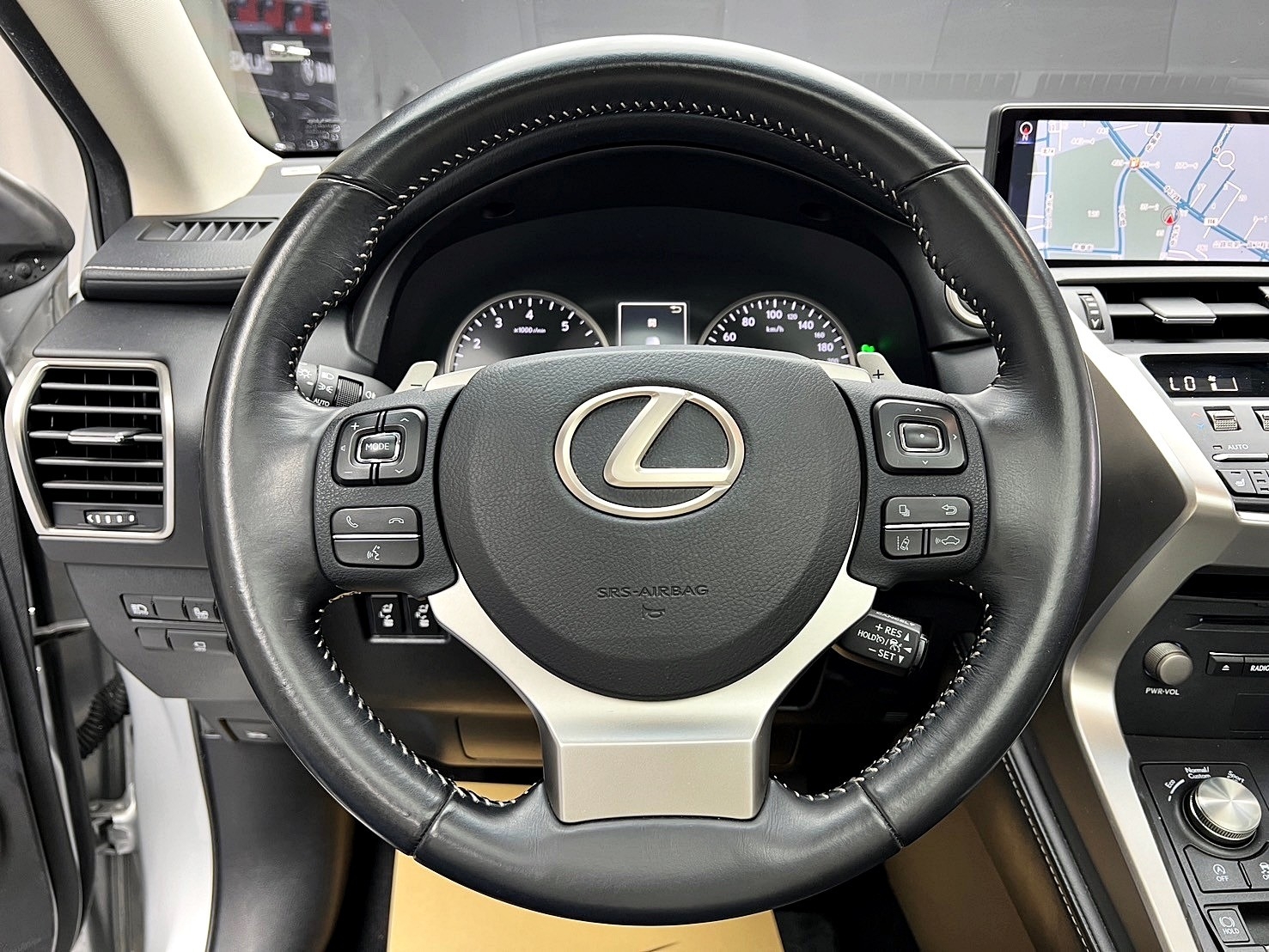 可回原廠 2017/18 Lexus NX300 旗艦版『小李經理』元禾國際車業/特價中/一鍵就到  第9張相片