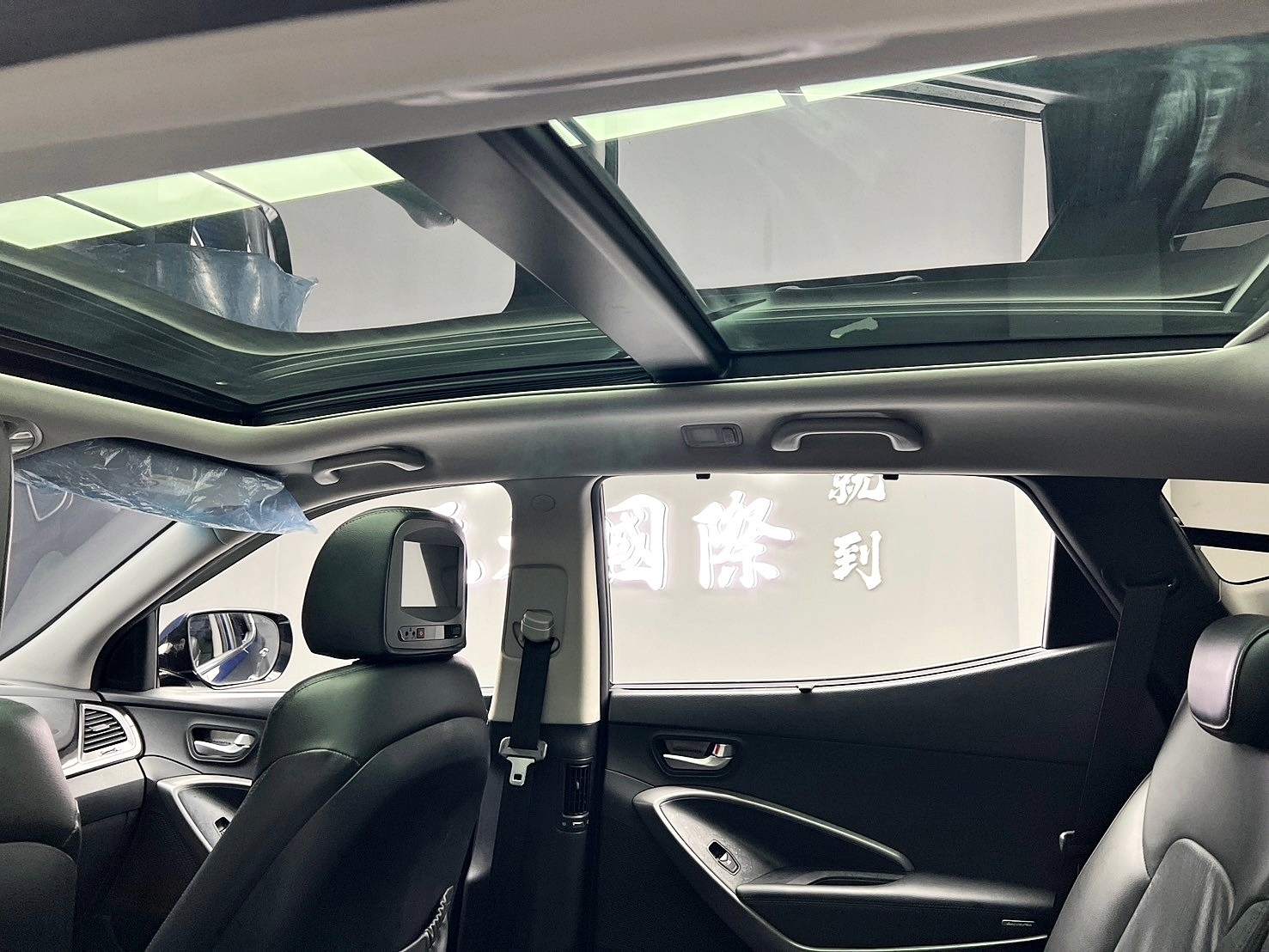 可回原廠 2014/15 Hyundai SantaFe 五人座皇家款『小李經理』元禾國際車業/特價中/一鍵就到  第10張相片