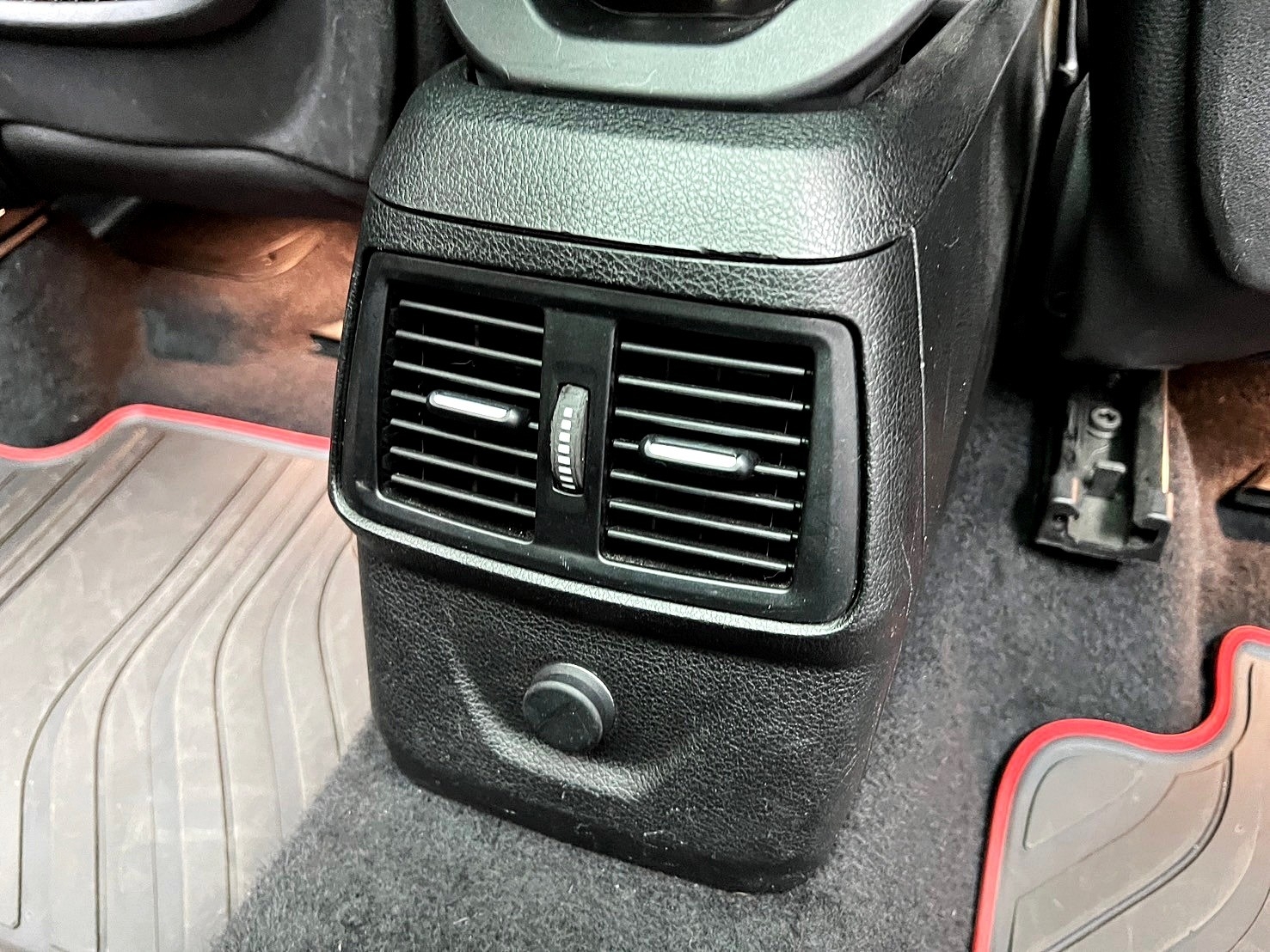 可回原廠 2016/17 BMW 220i Active Tourer Msport F45型『小李經理』元禾國際車業/特價中/一鍵就到  第10張相片