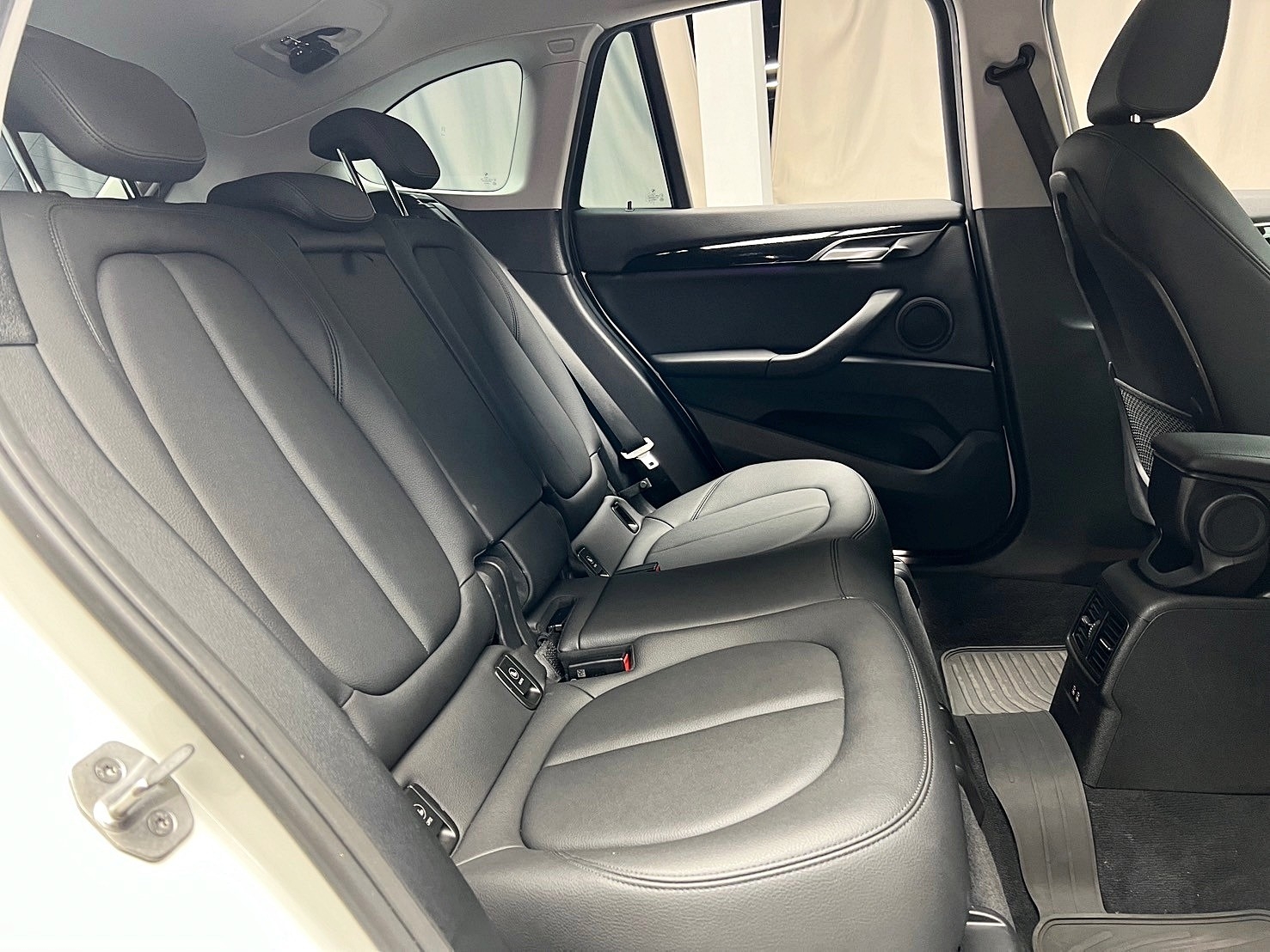 可回原廠 2020 BMW X1 sDrive18i F48型『小李經理』元禾國際車業/特價中/一鍵就到  第11張相片