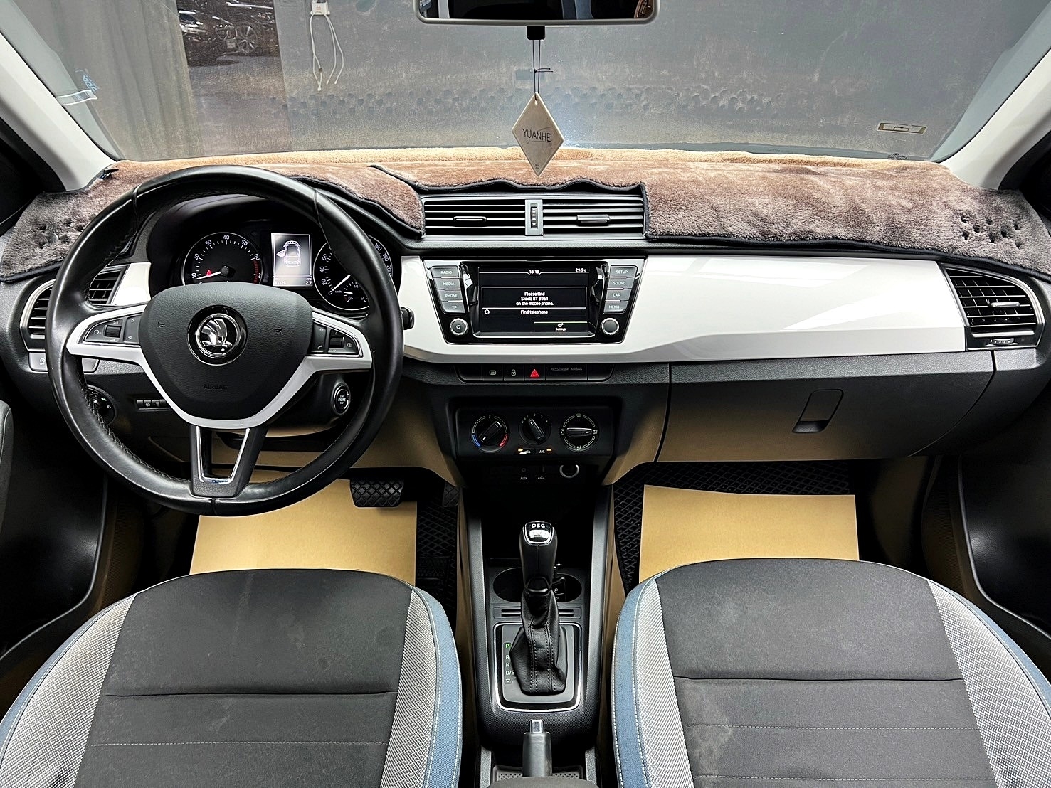 便宜無待修 2017 Skoda Fabia TSI Style『小李經理』元禾國際車業/特價中/一鍵就到  第8張相片