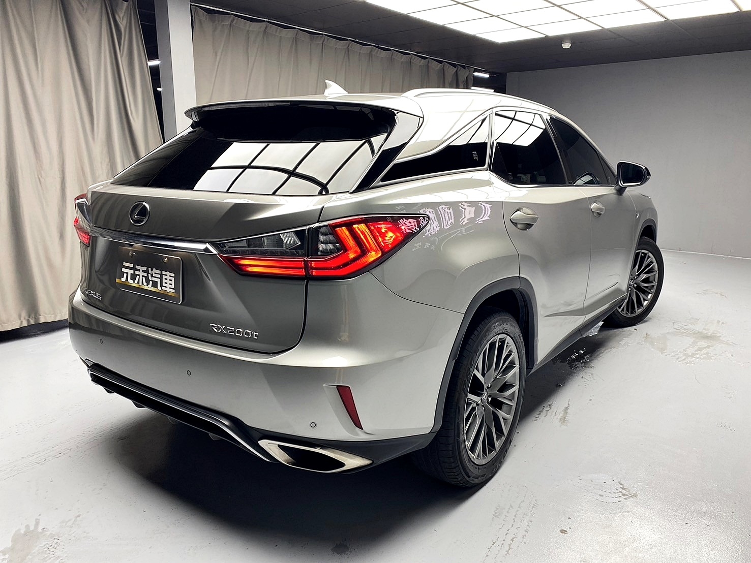 可回原廠 2017 Lexus RX200t F-Sport『小李經理』元禾國際車業/特價中/一鍵就到  第20張相片