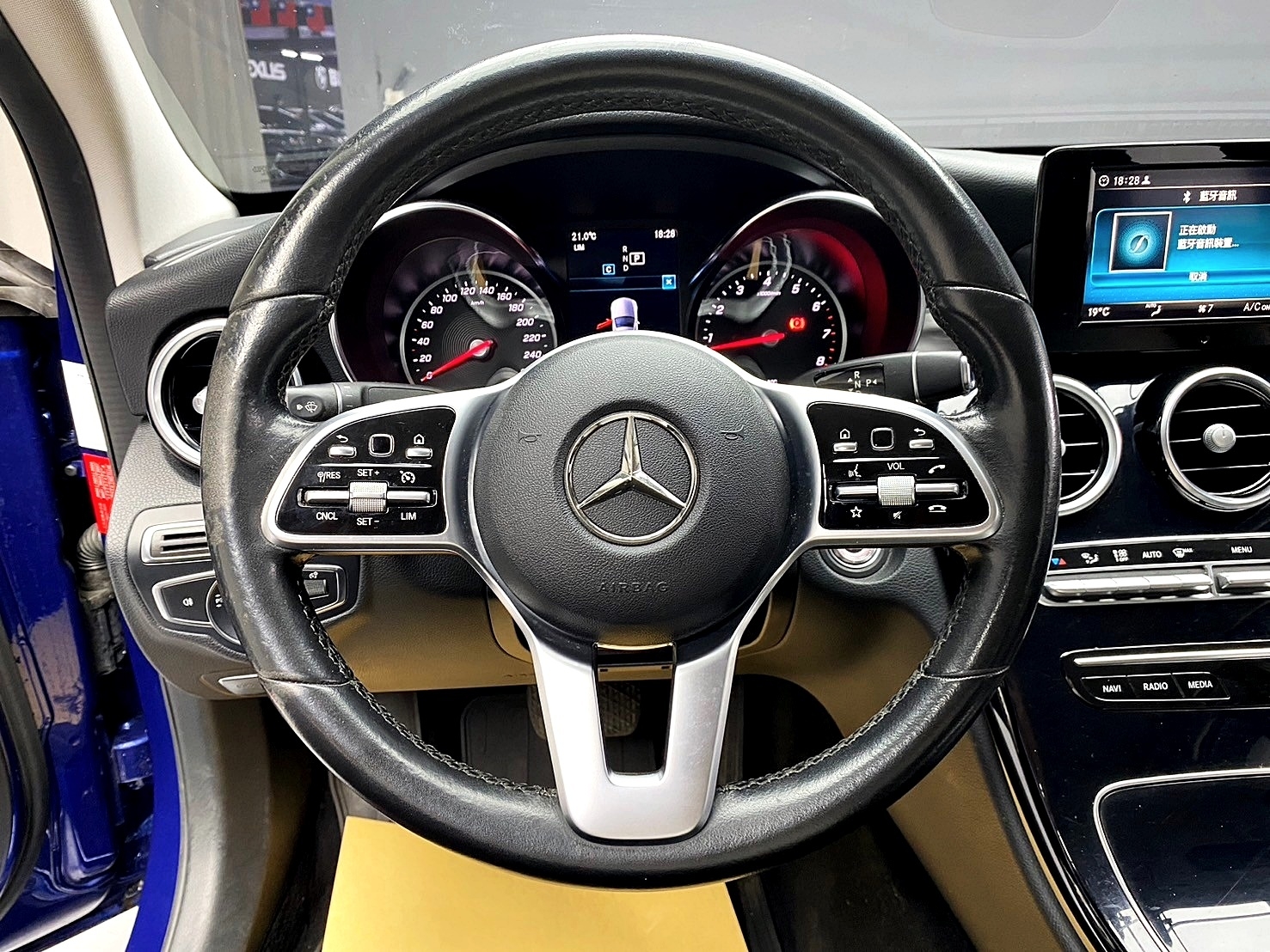 可回原廠 2018/19 Benz C180 Sedan 進化版 W205型『小李經理』元禾國際車業/特價中/一鍵就到  第7張相片