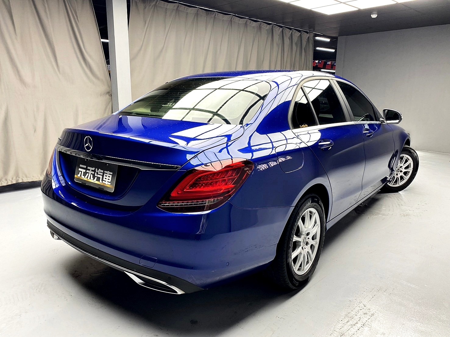可回原廠 2018/19 Benz C180 Sedan 進化版 W205型『小李經理』元禾國際車業/特價中/一鍵就到  第17張相片