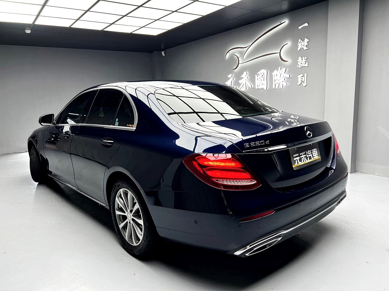 可回原廠 2016 Benz E220d Sedan Avantgarde W213型『小李經理』元禾國際車業/特價中/一鍵就到  第3張相片