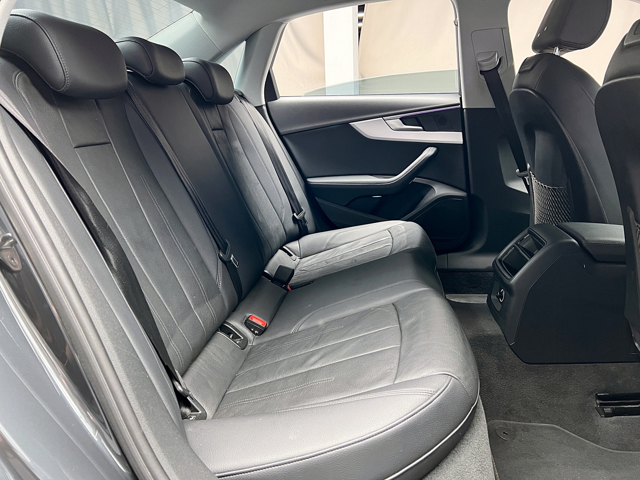 可回原廠 2016/17 Audi A4 Sedan 30TFSI B9型『小李經理』元禾國際車業/特價中/一鍵就到  第9張相片
