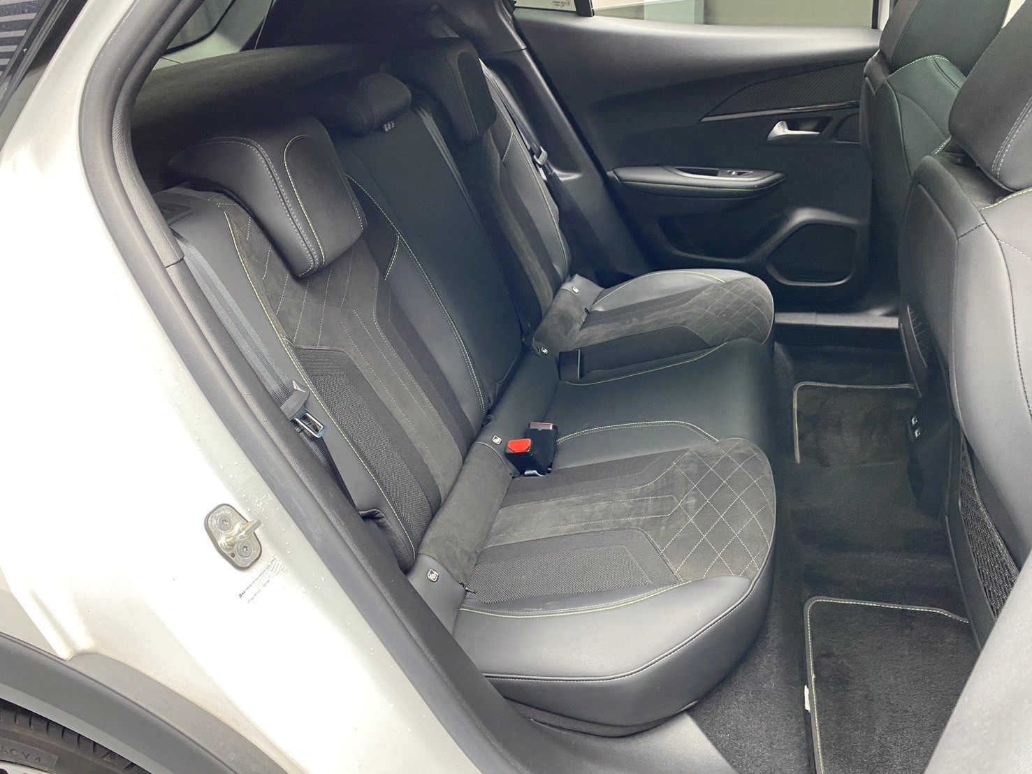 可回原廠 2021/22 Peugeot 2008 GT Pack Cielo『小李經理』元禾國際車業/特價中/一鍵就到  第9張相片