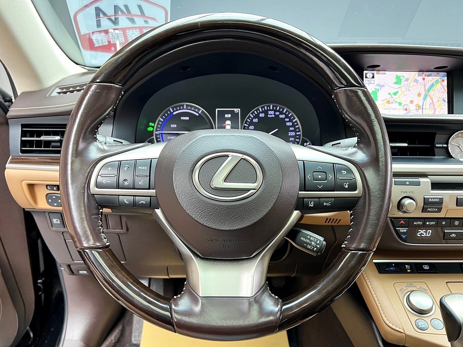 可回原廠 2016 Lexus ES300h 旗艦版『小李經理』元禾國際車業/特價中/一鍵就到  第3張相片