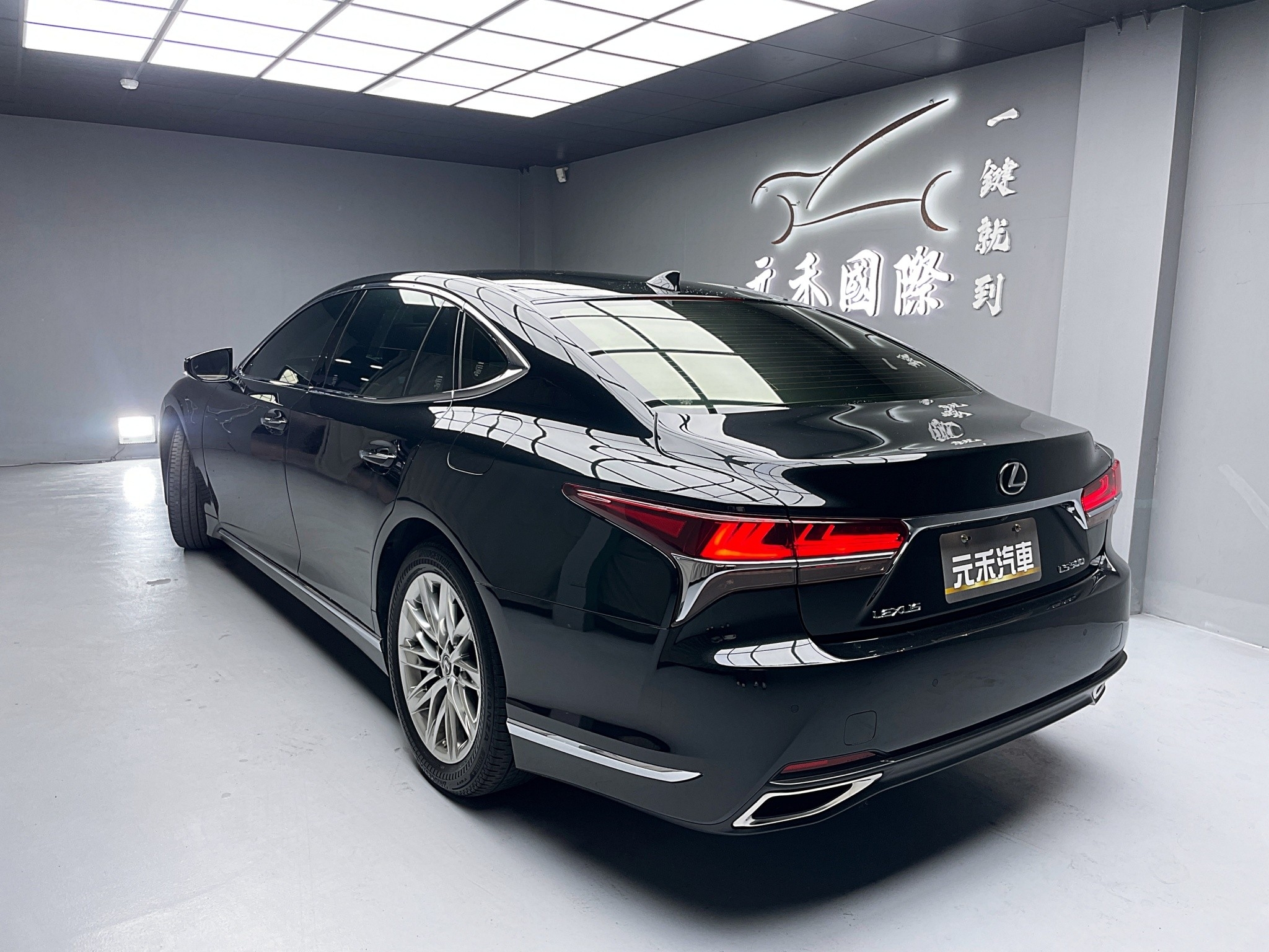 可回原廠 2019 Lexus LS500 頂級版『小李經理』元禾國際車業/特價中/一鍵就到  第3張相片