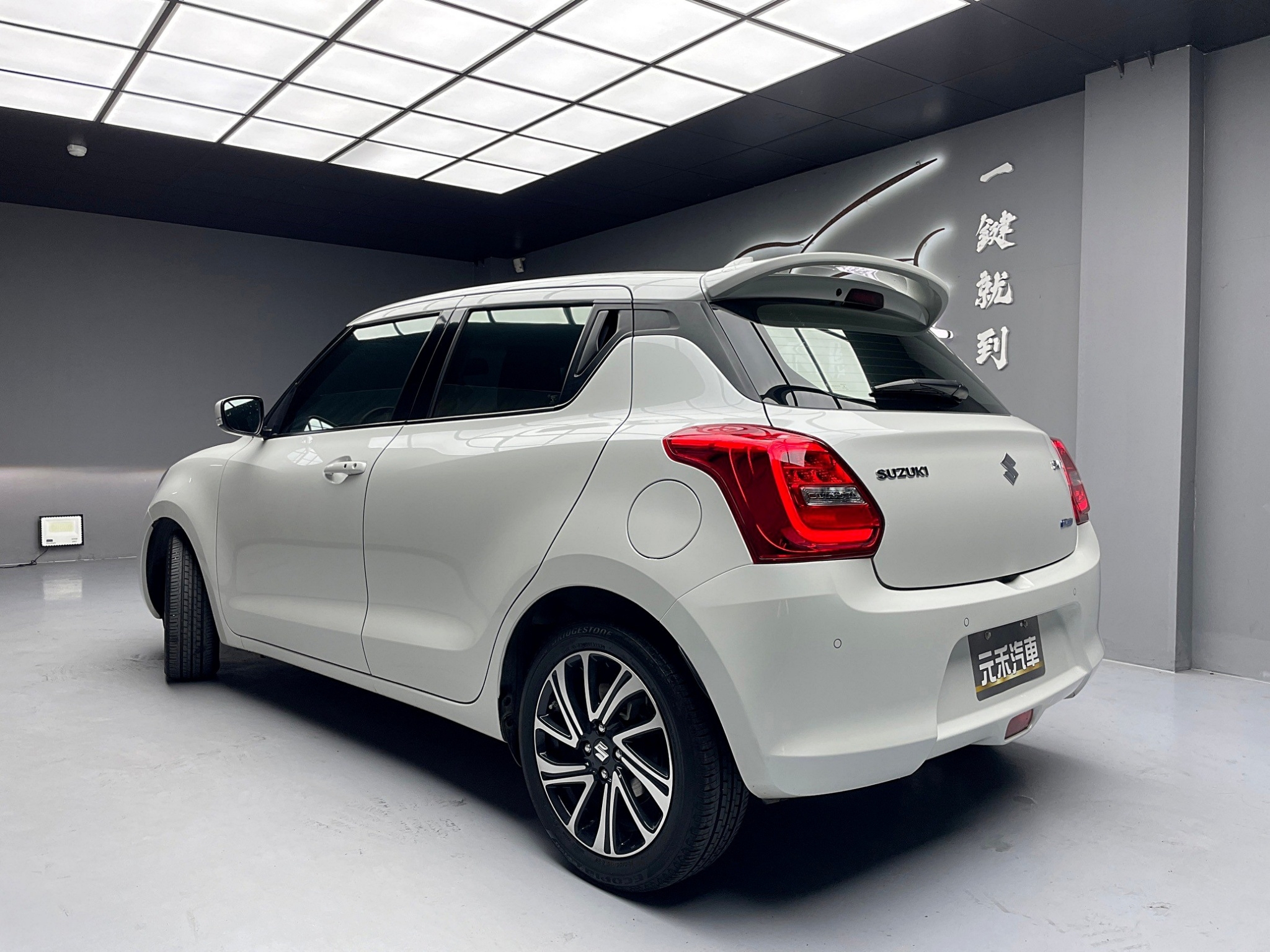 可回原廠 2023 Suzuki Swift GLX『小李經理』元禾國際車業/特價中/一鍵就到  第8張相片